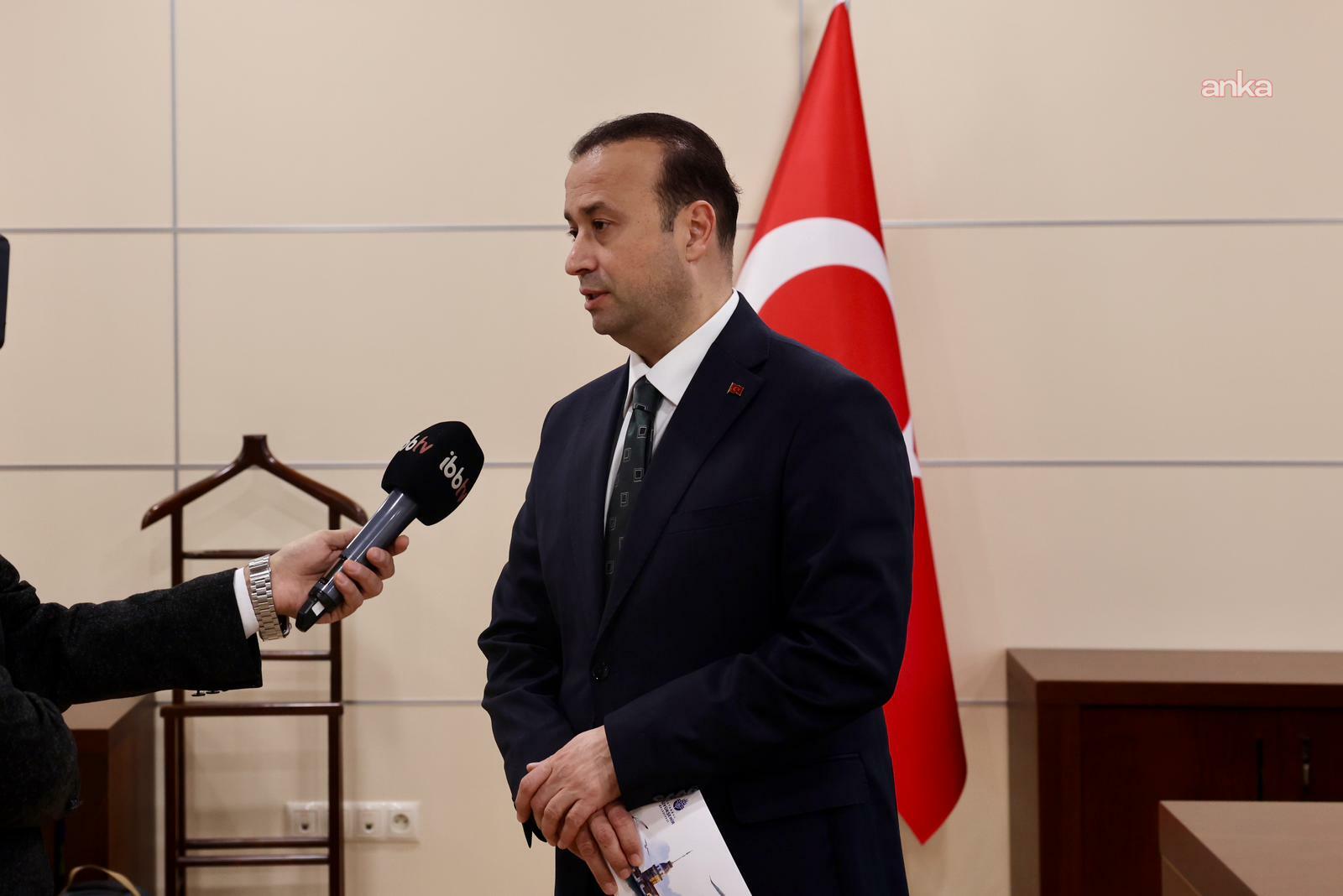İBB Genel Sekreteri Demir; “İstanbulluların, dijital uygulamalar üzerinden faydalanabileceği, ücretleri şeffaf olarak görebileceği, yeni bir paylaşımlı bisiklet sistemine geçiyoruz”