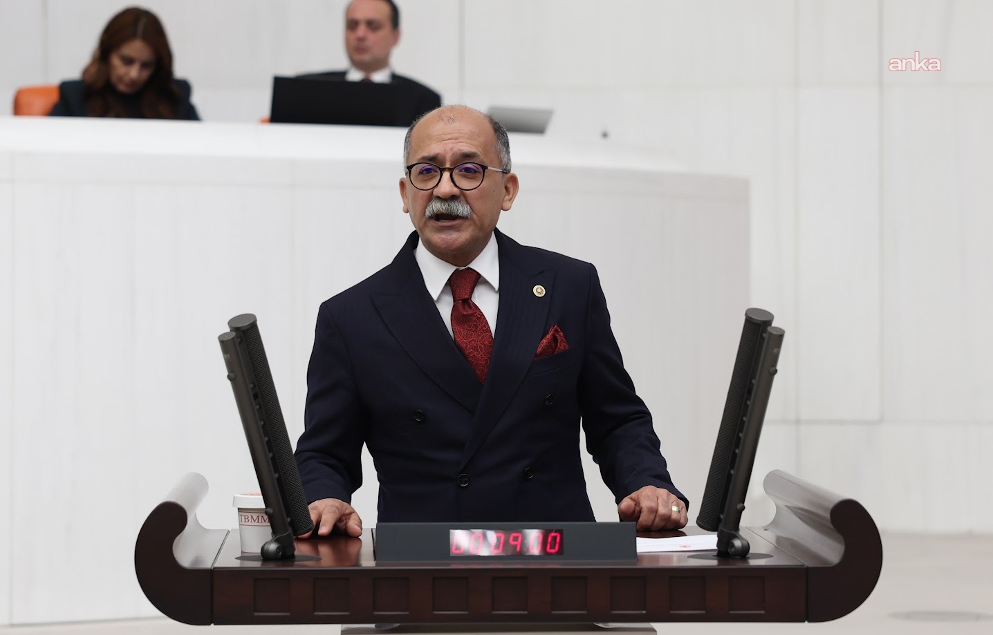 2026 bütçesi TBMM Genel Kurulu'nda... CHP'li Arslan: Kaynak yok diyenlere sesleniyorum, halk, son 9 yılda tam 2 trilyon dolara yakın kaynak yaratmıştır