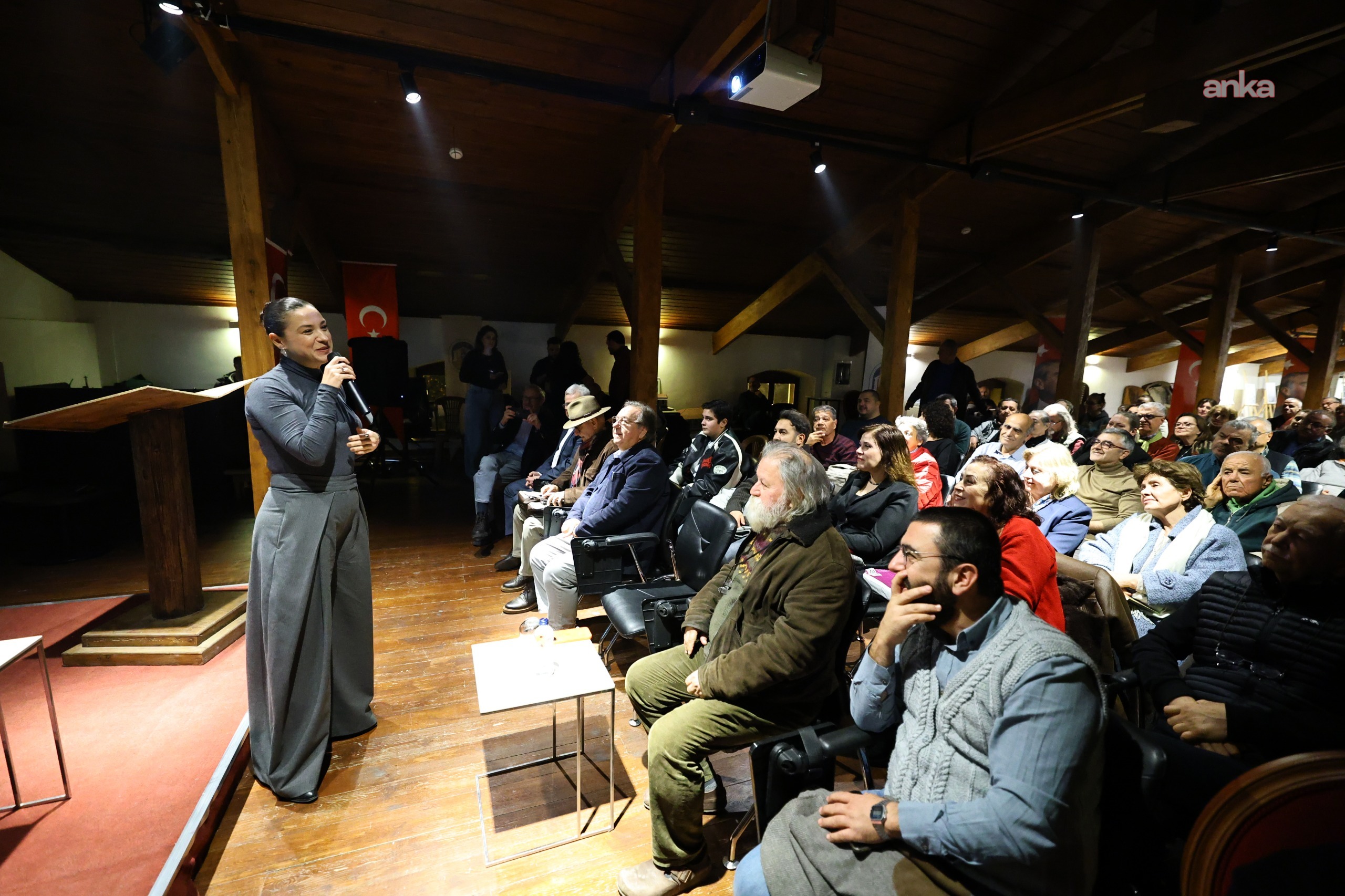 9. İzmir Mizah Festivali ustaları Efes Selçuk’ta buluşturdu