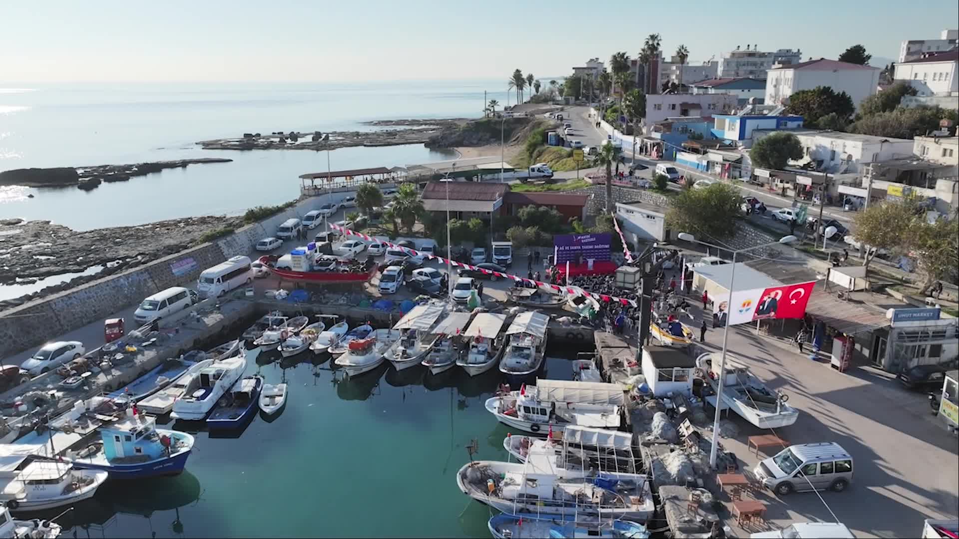 Adana Büyükşehir Belediyesi'nden Yumurtalıklı balıkçılara destek