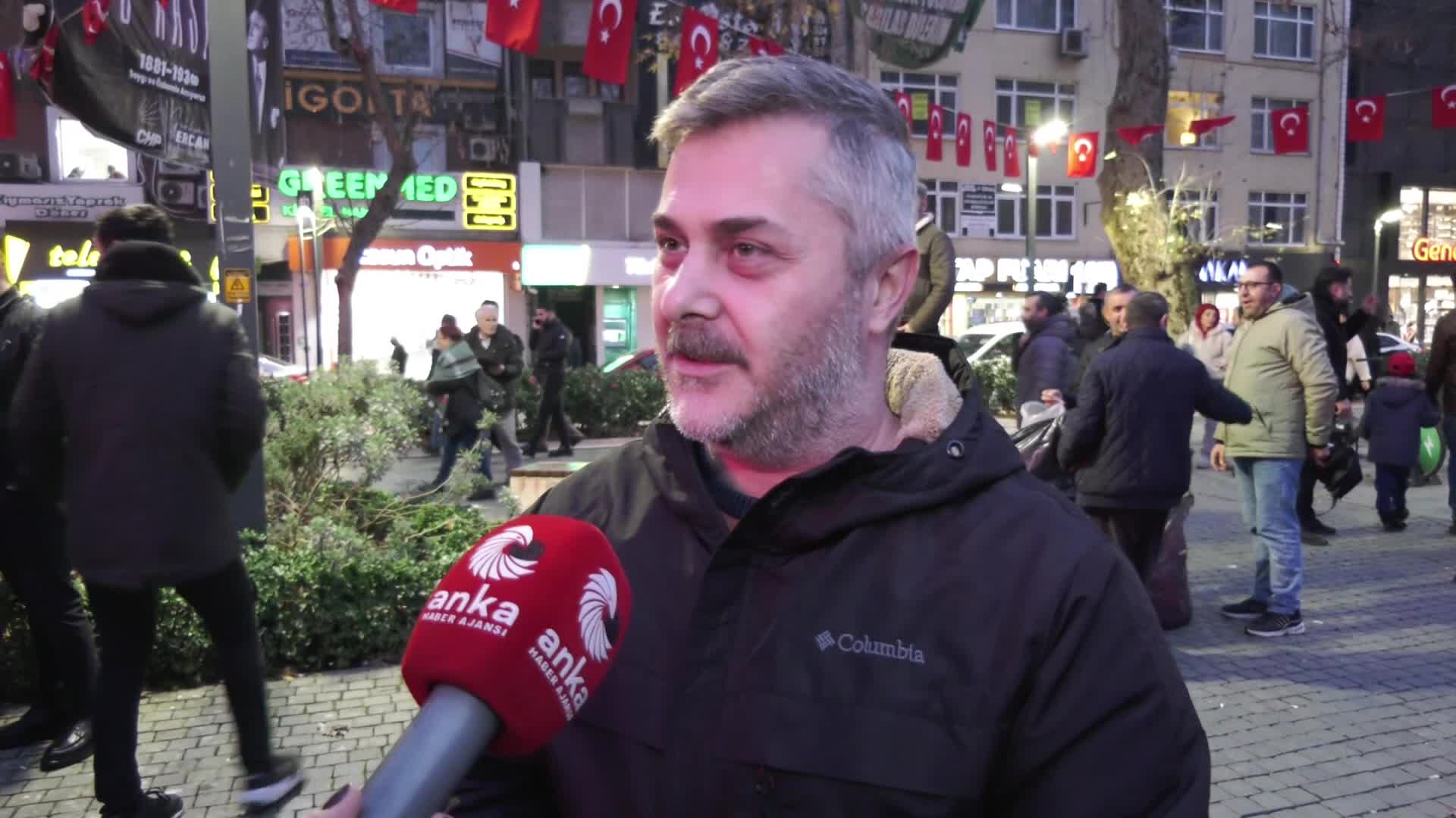 DİSK'in Ankara Yürüyüşü'ne destek veren Süzer: Yönetenler aklımızla dalga geçiyor, asgari ücretin ne olacağı belli... Çocuklarımıza bir öğün yemek parası veremiyoruz, okutamıyoruz... Yeri geliyor ağlıyorum