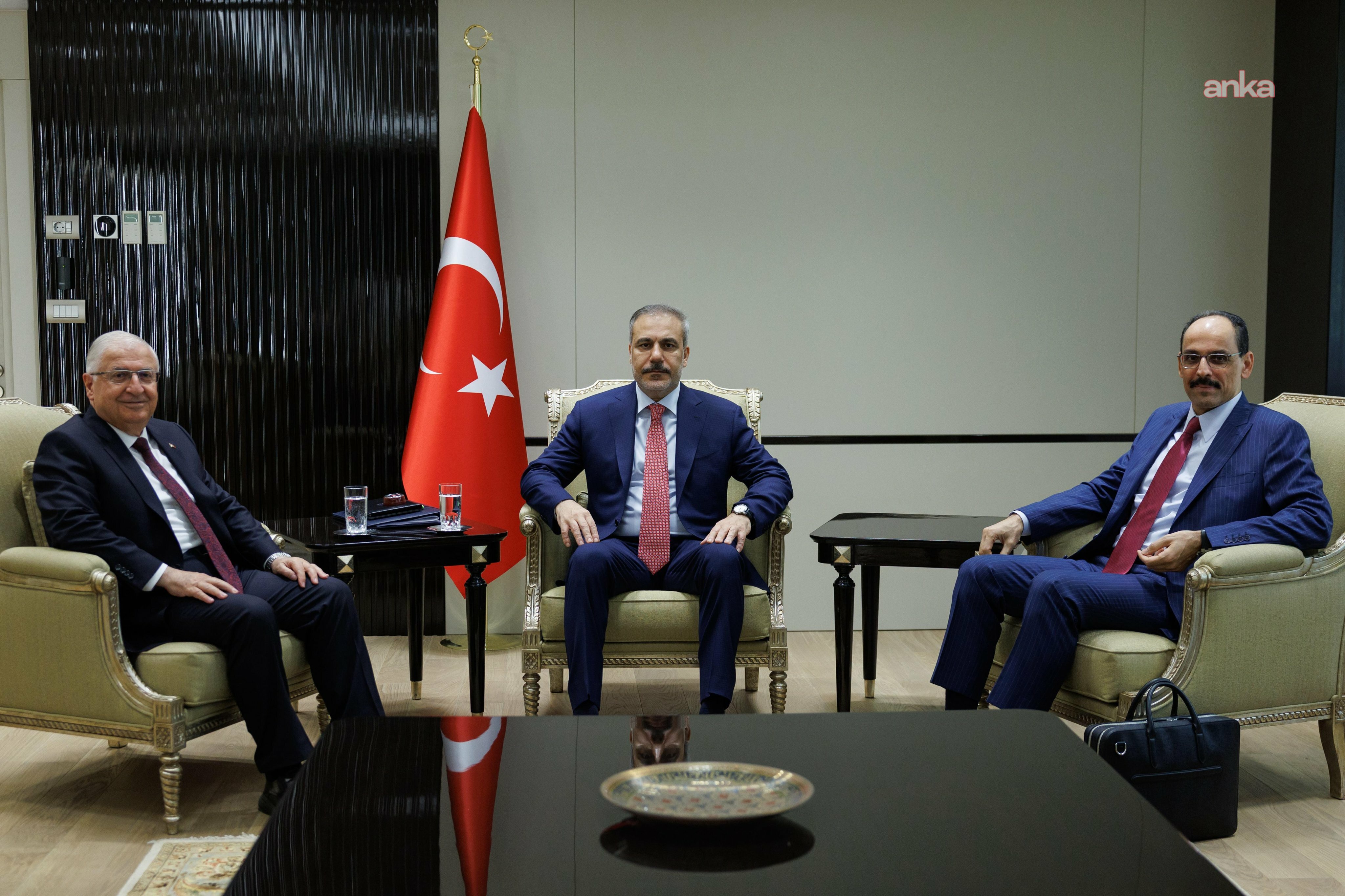 Dışişleri Bakanı Fidan, Milli Savunma Bakanı Güler ve MİT Başkanı Kalın Şam'da