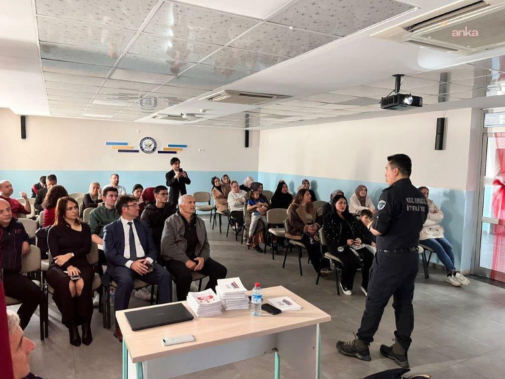 Karadeniz Ereğli'de velilere "Evde Güvenli Yaşam" anlatıldı