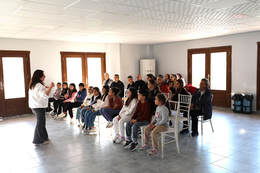 Menderes’te çocuklara tiyatro eğitimi başladı