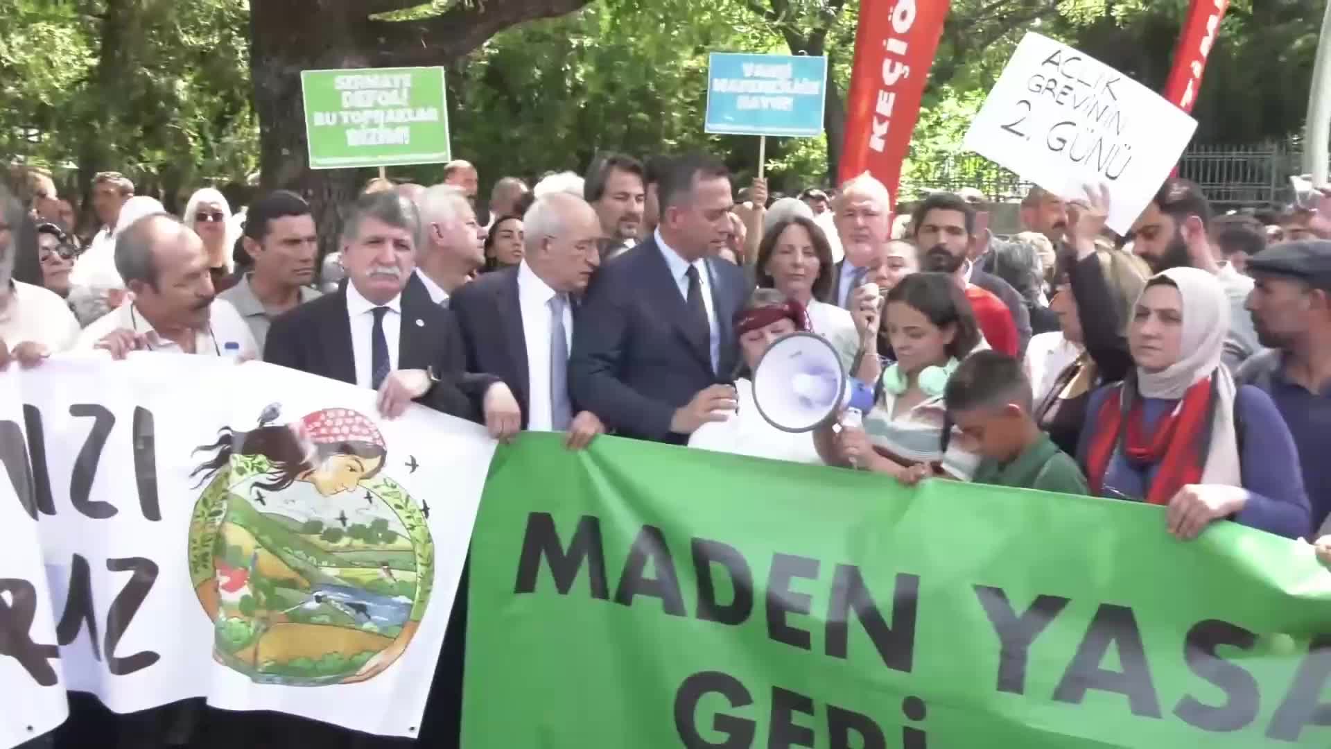 "Süper İzin Kanunu"ndan, ÇED süreçlerine: 2025’e "çevre" penceresinden bakış
