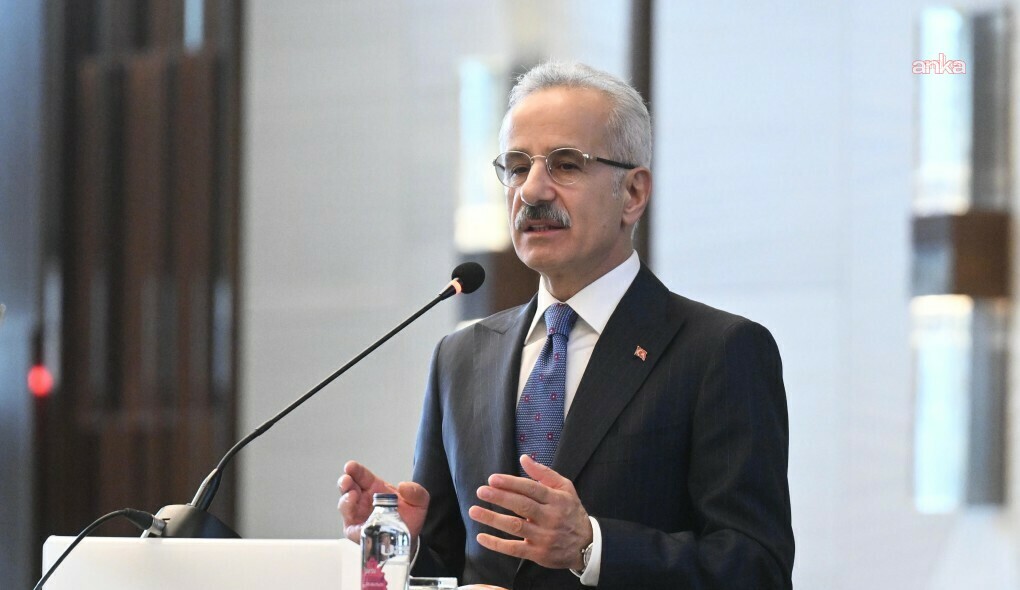 Bakan Uraloğlu’ndan köprü ve otoyol geçiş ücretlerine zam açıklaması: “Yeniden değerleme oranında olabilir"