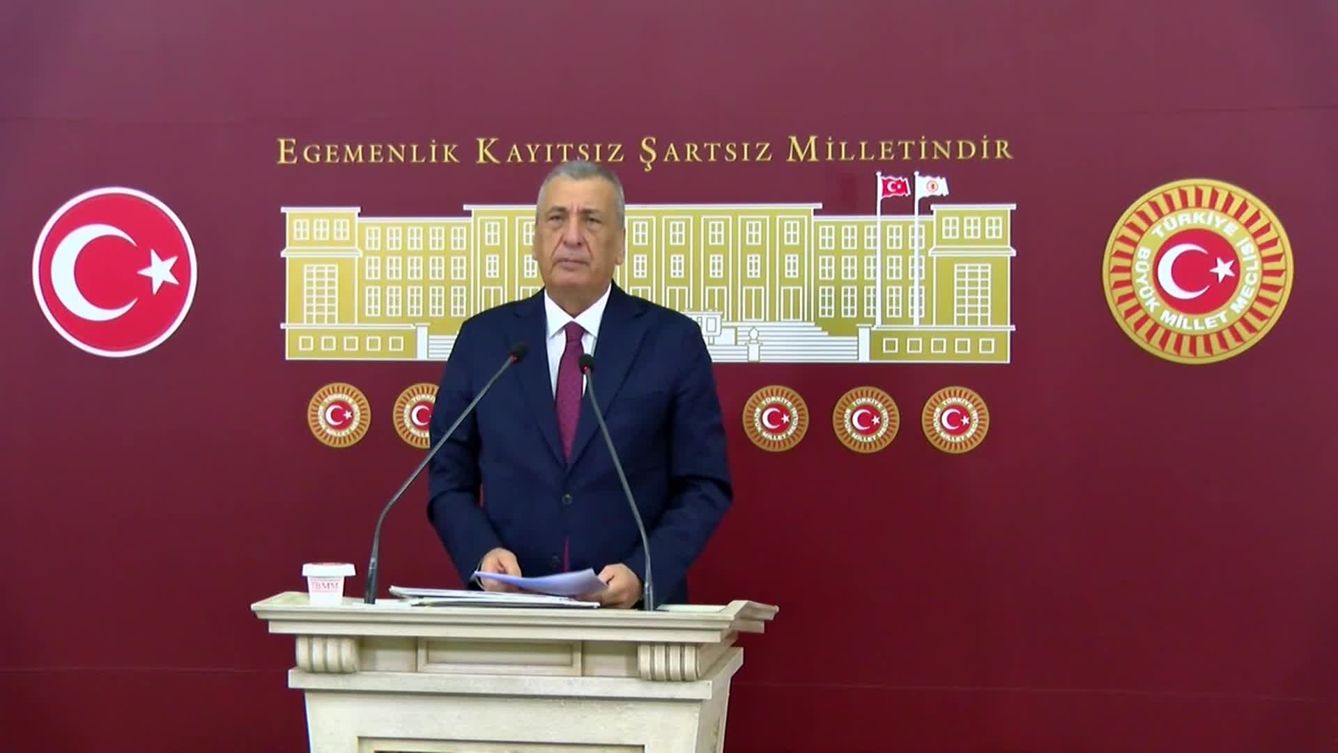 CHP'li Öztürkmen: "Erdoğan’ı eleştiren tutuklanırken, Atatürk’e küfredenlere dokunulmuyor"