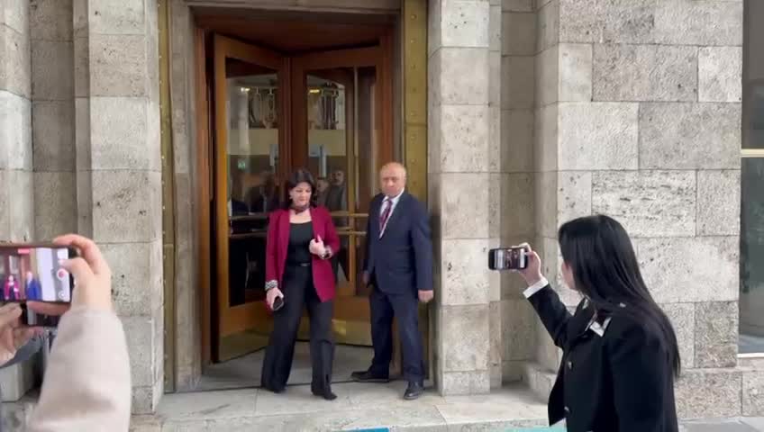 DEM Parti İmralı Heyeti, TBMM Başkanı Kurtulmuş ile görüştü... Mithat Sancar: Milli Dayanışma, Kardeşlik ve Demokrasi Komisyonu'nun ortak raporunun ocak ayının başlarında ortaya çıkması planlanıyor