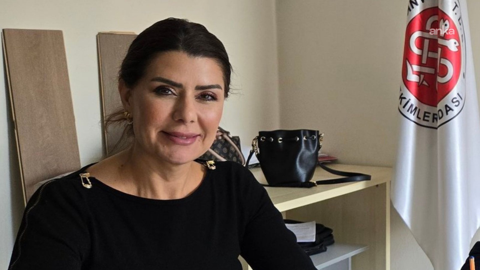DİŞHEK-SEN Genel Başkanı Banu Yıldırım: Uzman diş hekimleri ile uzman tıp hekimleri arasındaki ücret eşitsizliğini yargıya taşıdık