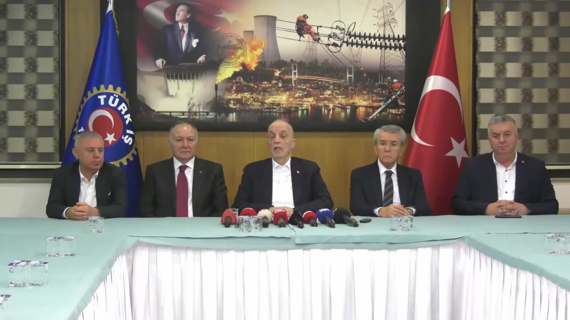 Yeni asgari ücret 28 bin 75 lira... TÜRK-İŞ Genel Başkanı Atalay: "Komisyona katılmamakla ne kadar doğru karar verdiğimizi bir kez daha gördük"