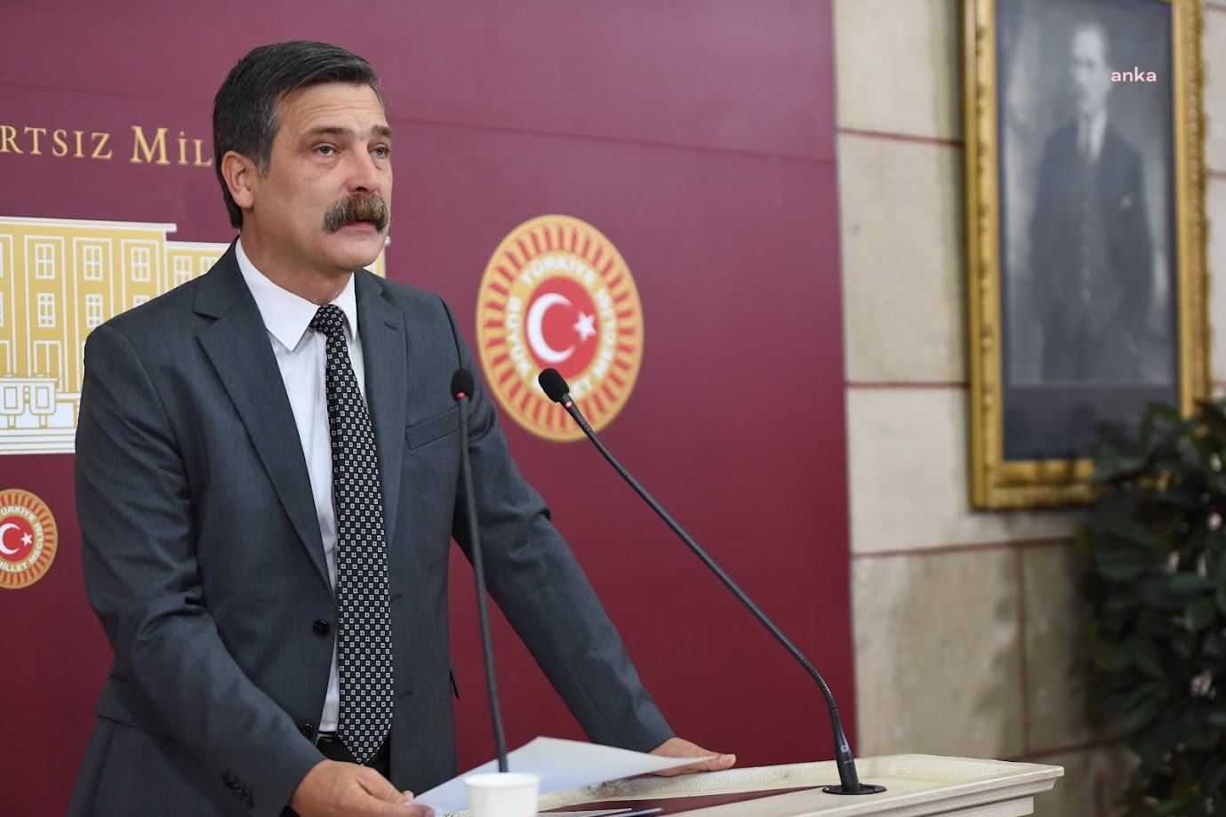 Yeni asgari ücret 28 bin 75 lira... Erkan Baş: Bu parayla kim geçinecek?
