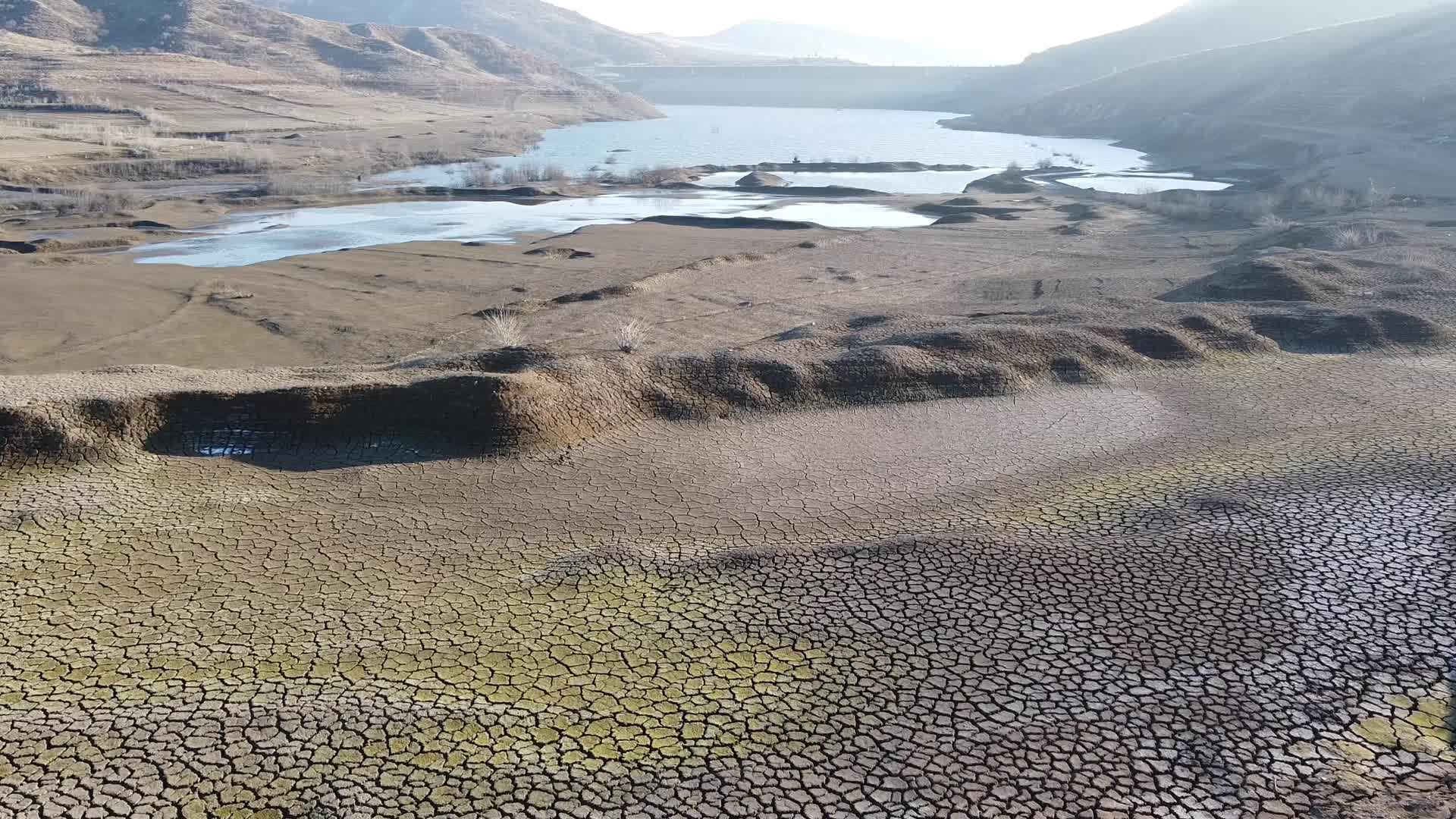 Yozgat'ta barajlarda su kalmadı, yer altı suları çekildi, kentte su kesintileri sürüyor