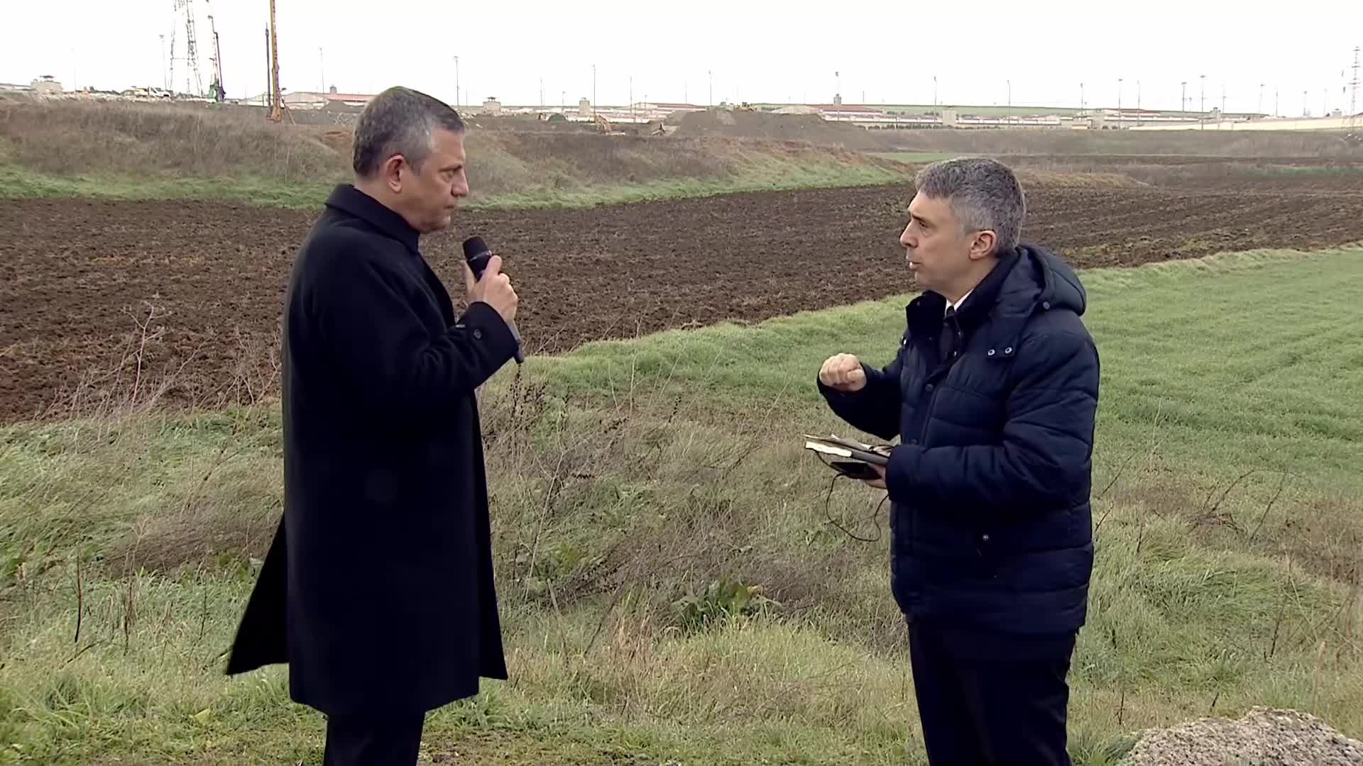CHP Genel Başkanı Özgür Özel: “Biz Kürt sorununu görüyoruz, tanıyoruz. Çözülmesi için de demokrasi vaat ediyoruz”