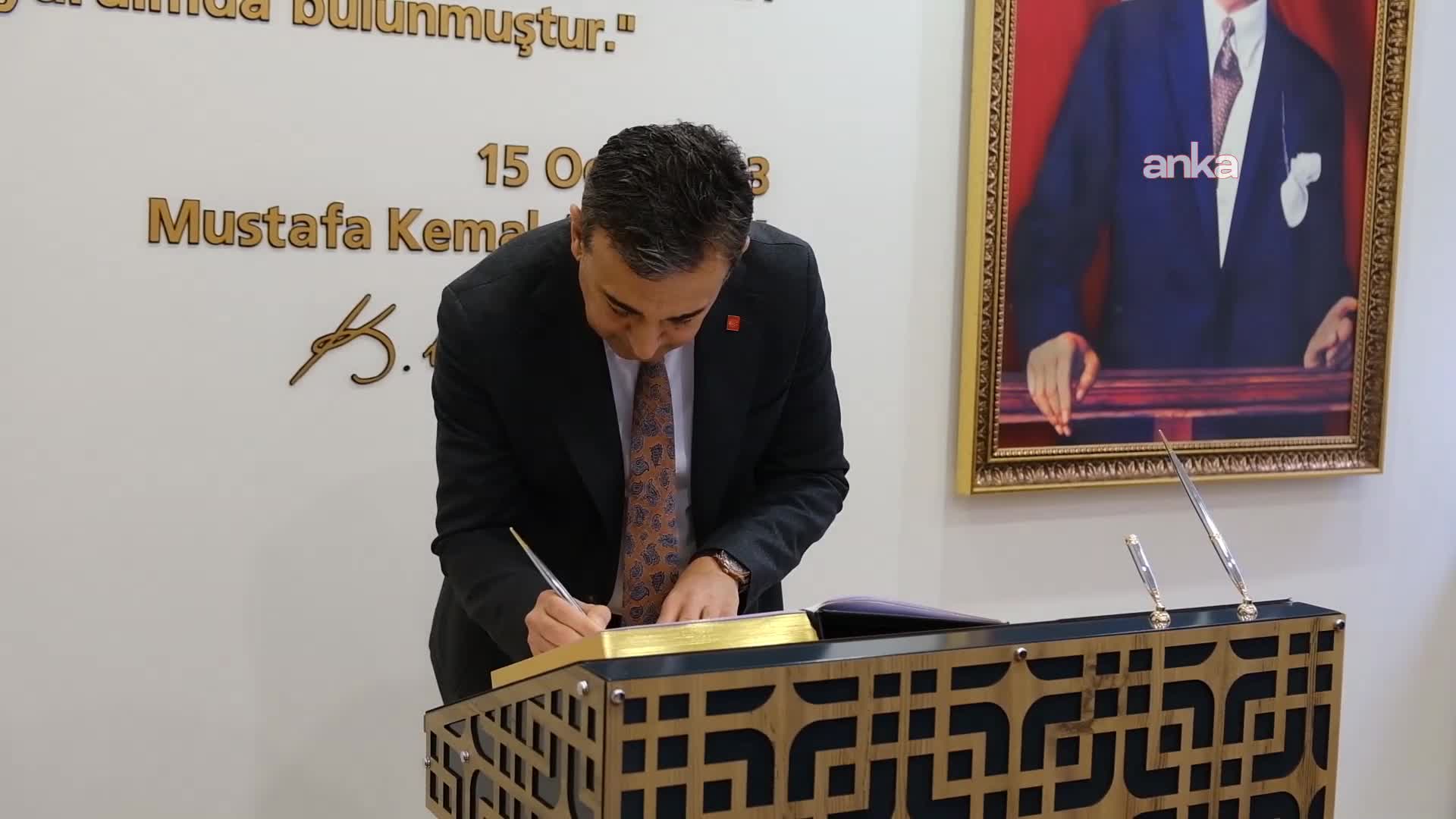 CHP Genel Başkan Yardımcısı Bulut, Eskişehir Büyükşehir Belediye Başkanı Ünlüce'yi ziyaret etti