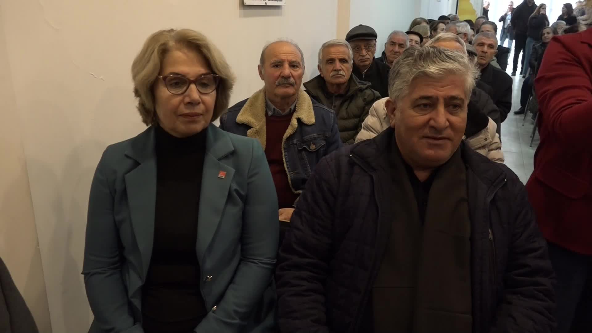 CHP Malatya İl Örgütü'nde İsmet İnönü söyleşisi....Torunu Zeynep Bilgehan: İsmet Paşa'nın en zor zamanlarda bile demokrasiye inancı sarsılmıyor