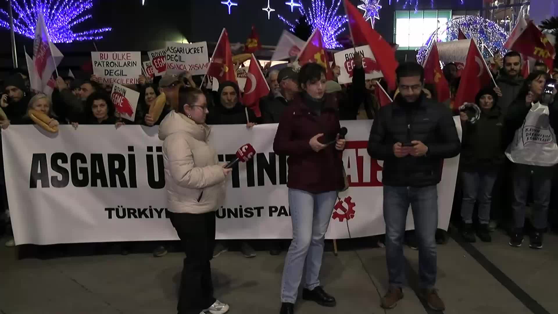 Asgari ücrete tepki sesleri Cevahir önünde yükseldi: Bize barınma, aç kal, öl diyorlar