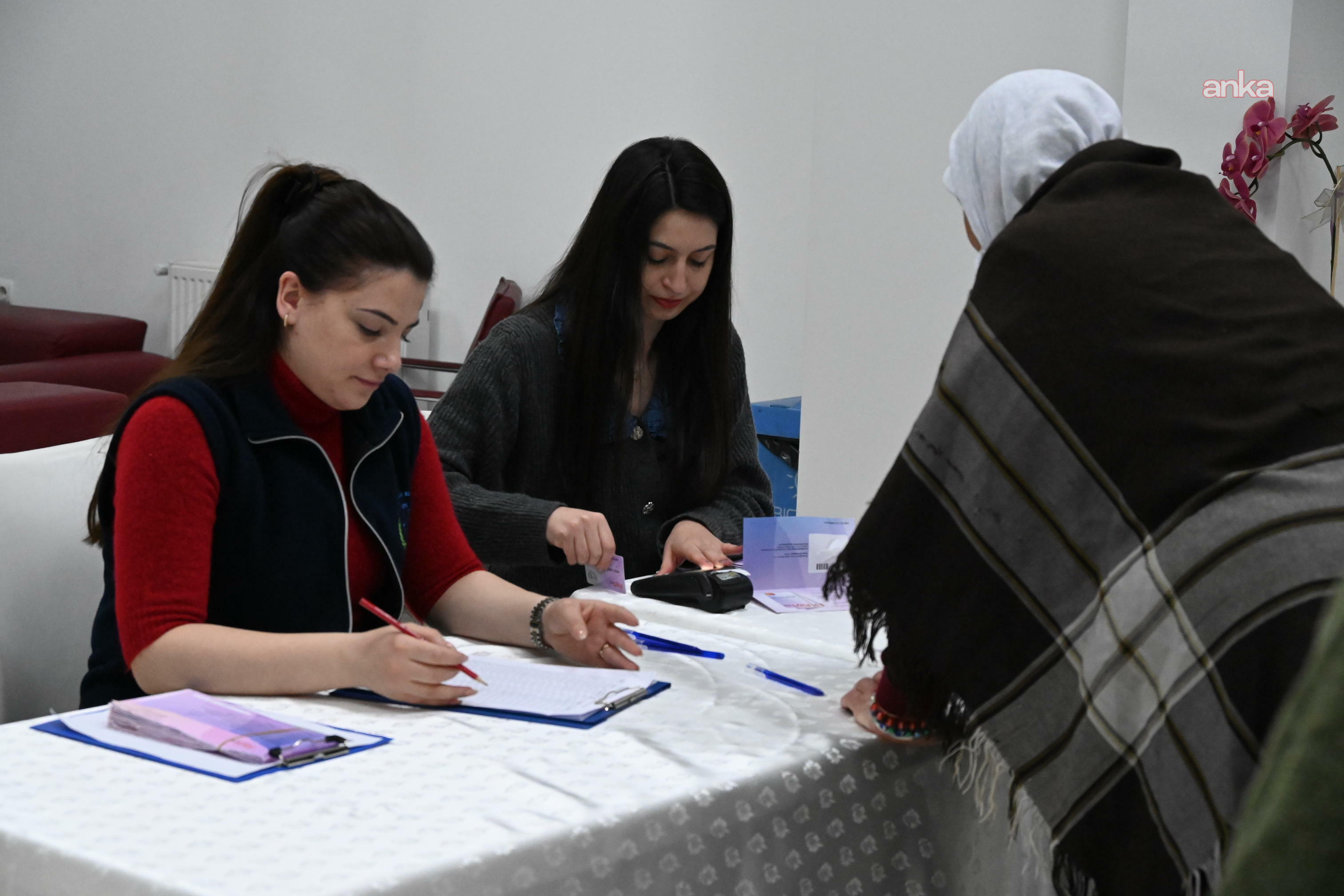 Bozüyük Belediyesi'nin "Kış Desteği Sosyal Yardım Projesi"nden ilk etapta 548 aile faydalanacak