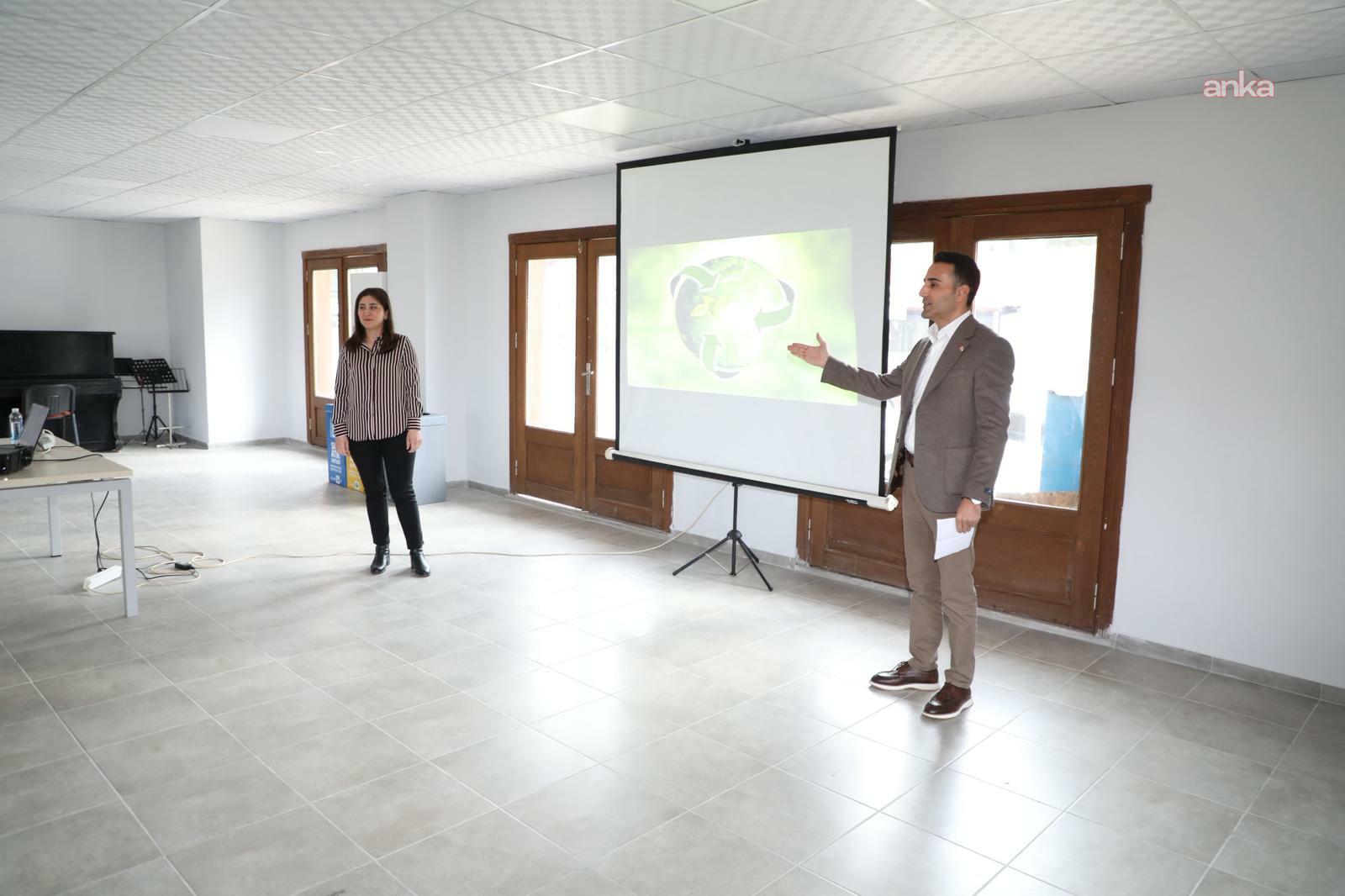 Menderes’te STK’lara sıfır atık eğitimi verildi