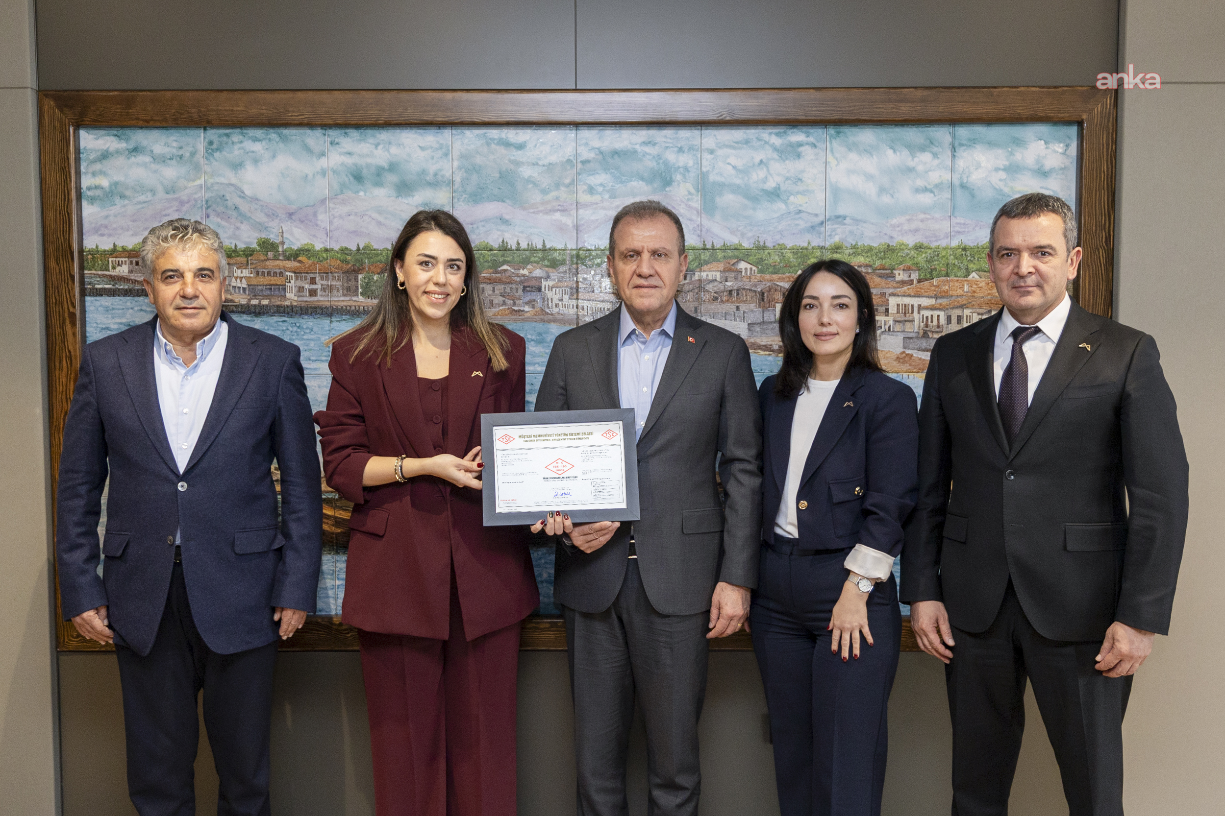Mersin Büyükşehir Belediyesi, vatandaş memnuniyetini "TS ISO 10002" belgesi ile taçlandırdı