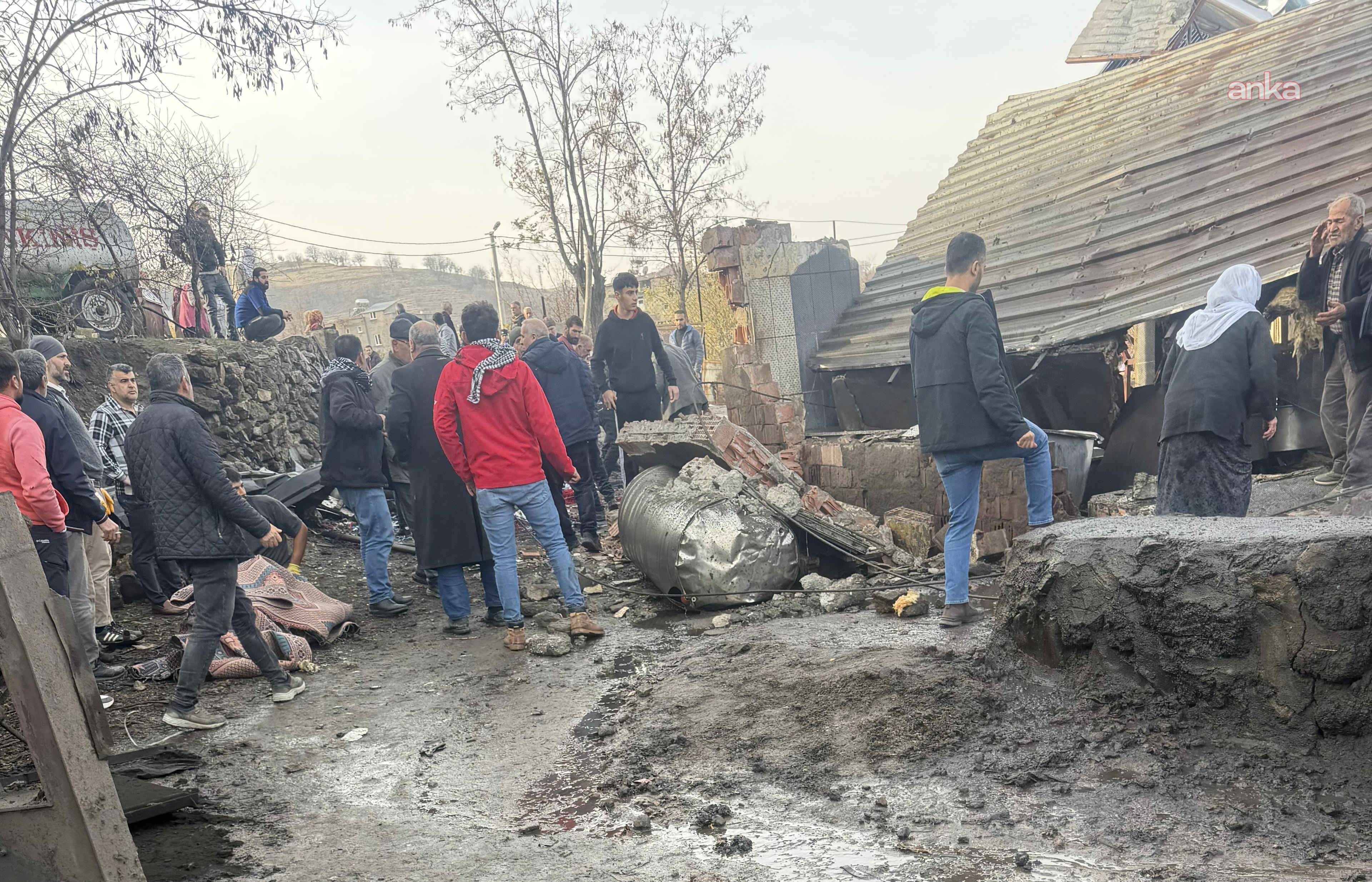 Diyarbakır’da peynir üretim tesisinde patlama: 2’si ağır 6 yaralı