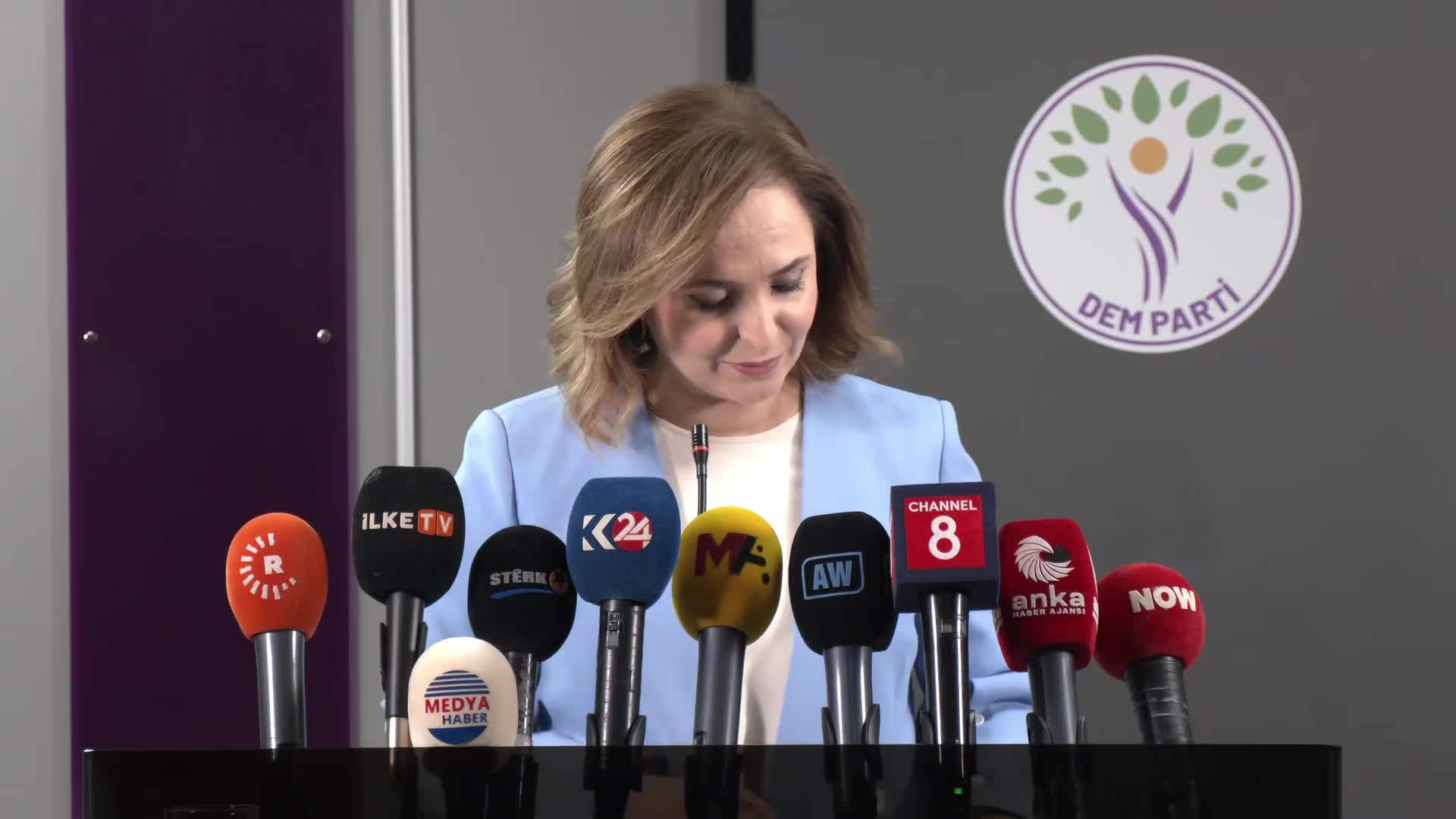 Ayşegül Doğan'dan Feti Yıldız'a "Kırmızı Çizgi" yanıtı: "Kırmızı çizgiler yerine gelin, barış hukukunu ortaya koyalım"