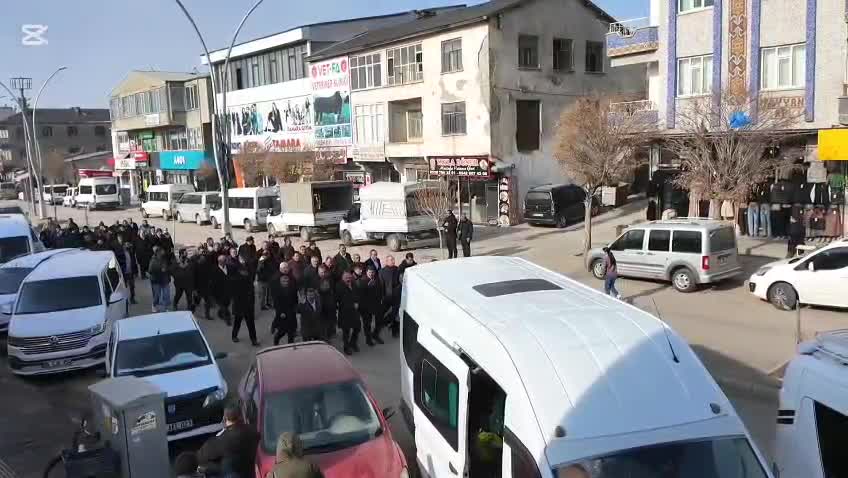 Van Özalp Belediyesi tarafından Halk Ekmek fırını açıldı: Ekmek 7 liradan satışa sunuldu