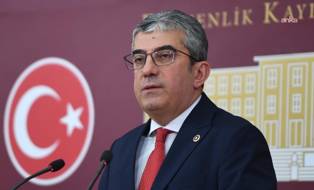 CHP'li Günaydın'dan mülakat tepkisi: Gençlerin ahını alan adaletsiz Adalet Bakanlığı