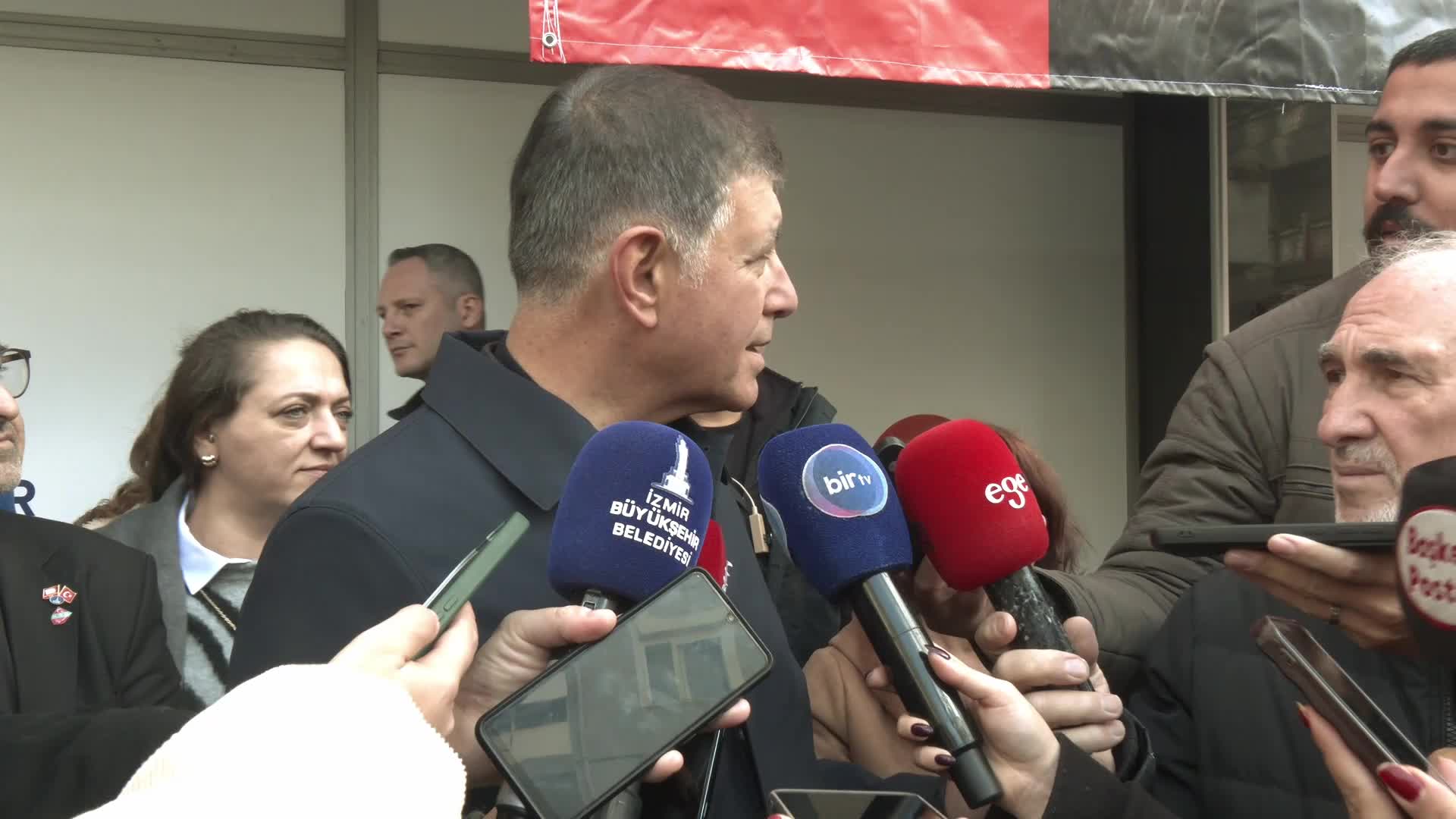 İzmir Büyükşehir Belediye Başkanı Tugay: Halkın sorunlarını çözen bir iktidar lazım
