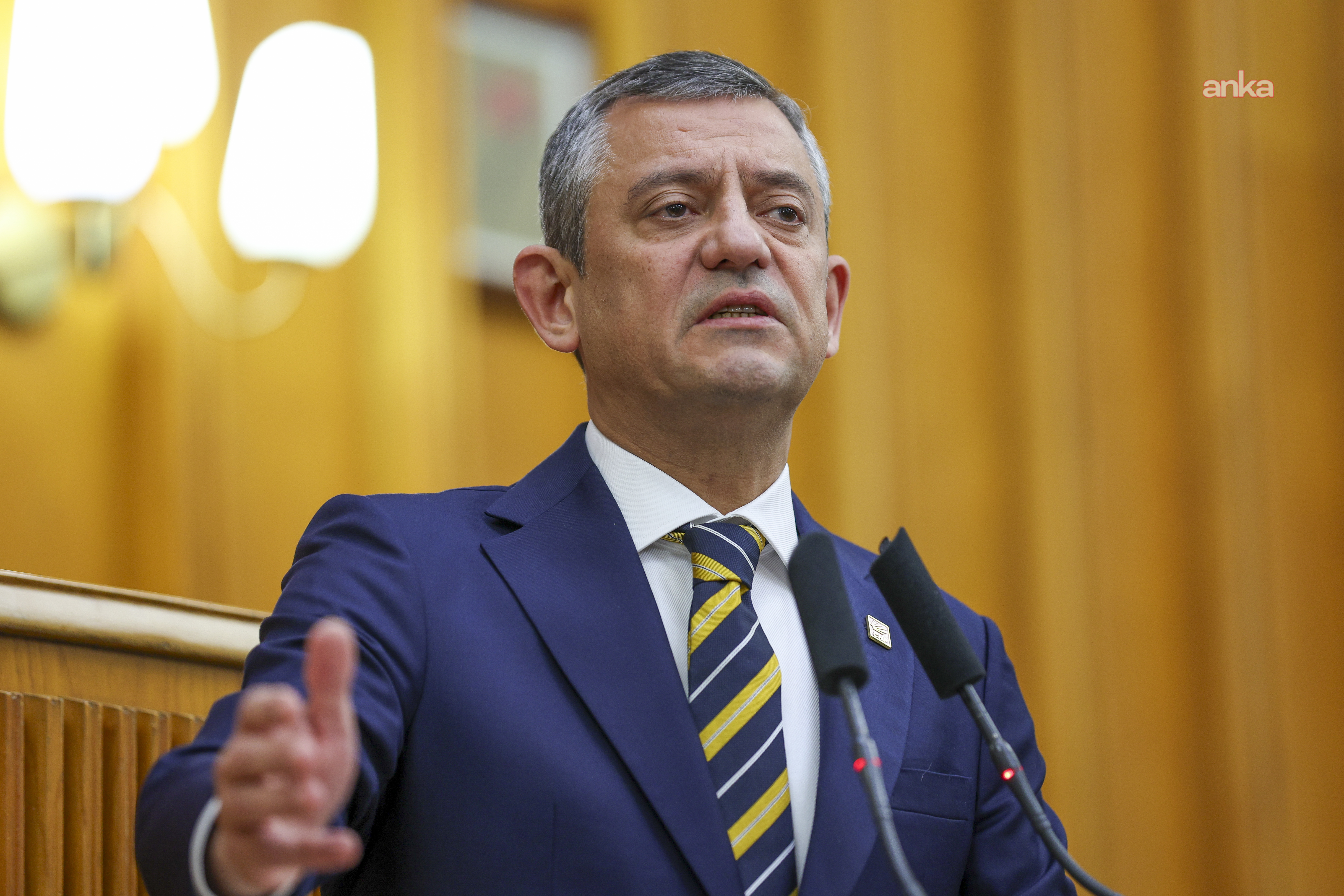 Özgür Özel: “İHA’yı düşürme yetkisi Erdoğan’da. Erdoğan’dan 2 saat boyunca talimat gelmiyor”