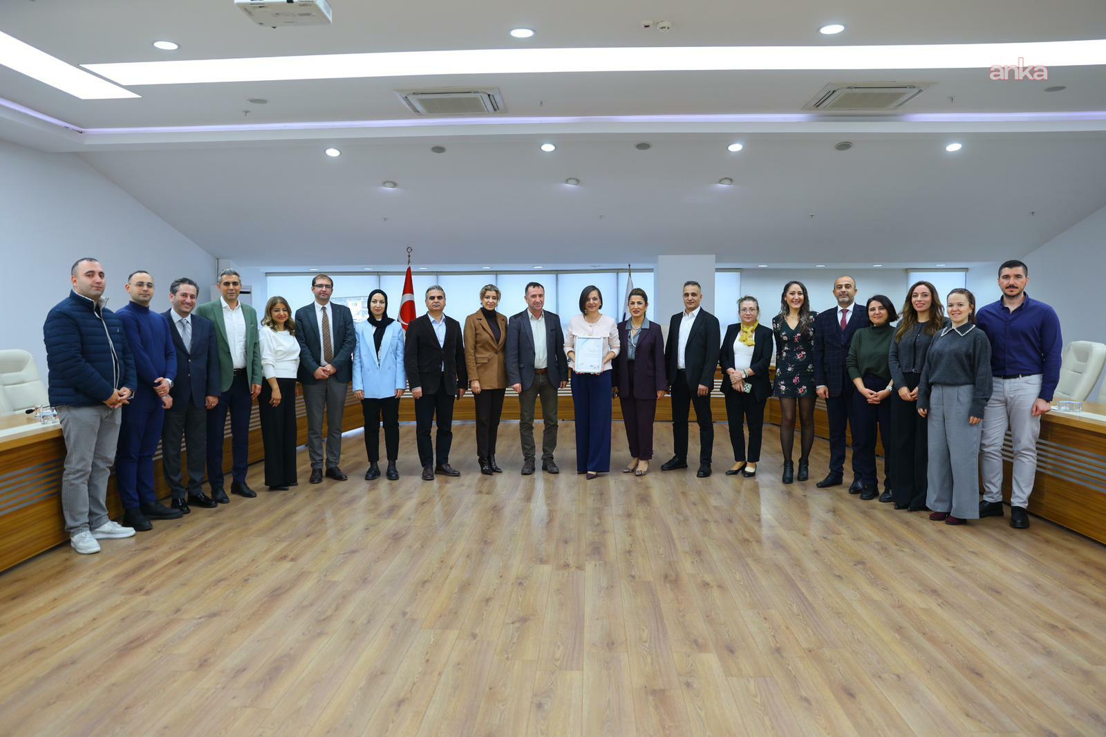 Karabağlar Belediyesi’nden enerji yönetimine uluslararası belge