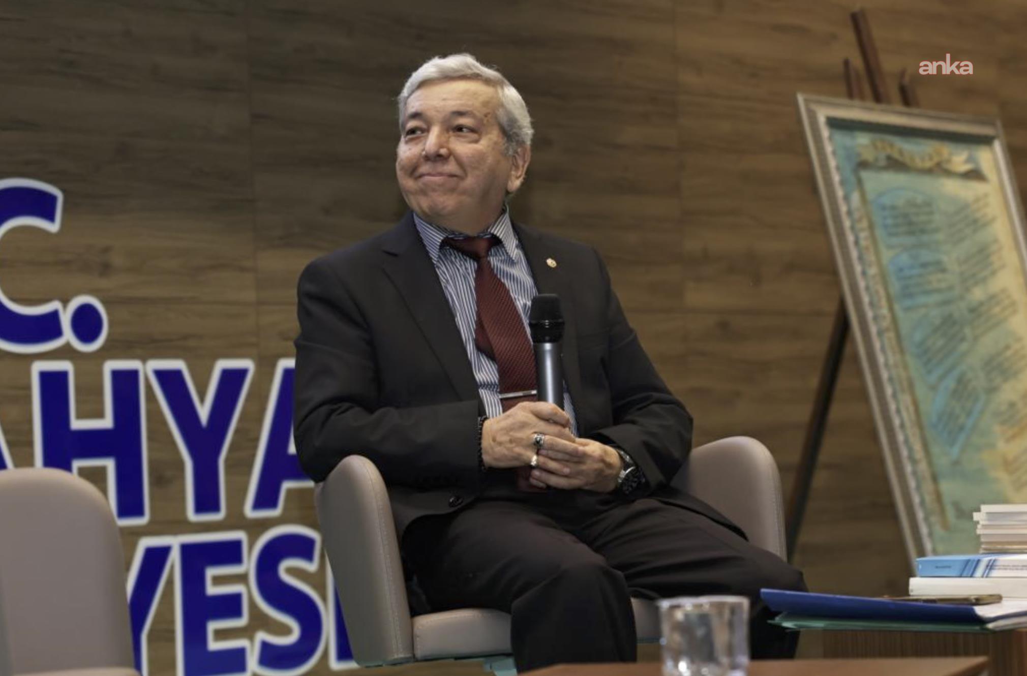 Kütahya Belediyesi, şair ve yazar Esat Anık için “Saygı Gecesi” düzenledi