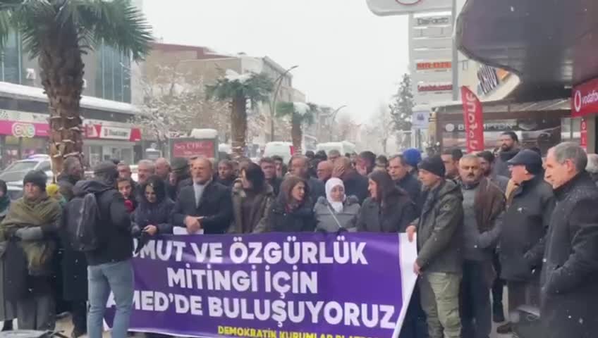 Van'dan Diyarbakır'daki "Umut ve Özgürlük" mitingine katılım çağrısı