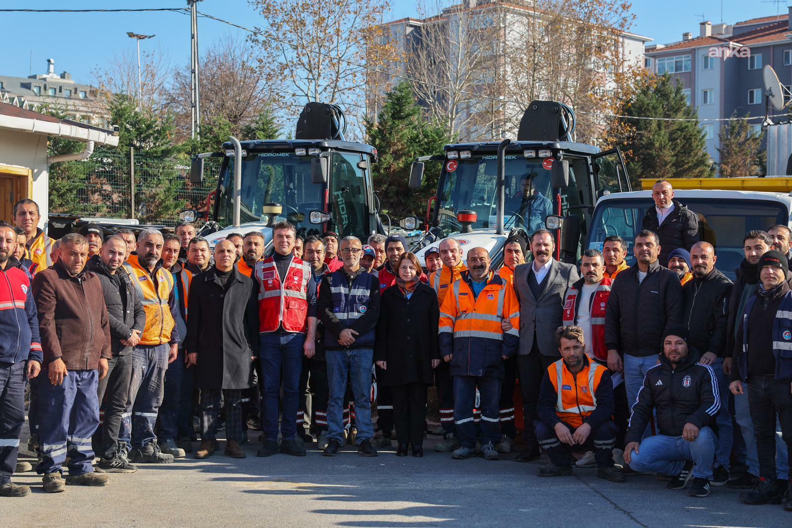 Maltepe Belediyesi ekipleri, karla mücadeleye hazır