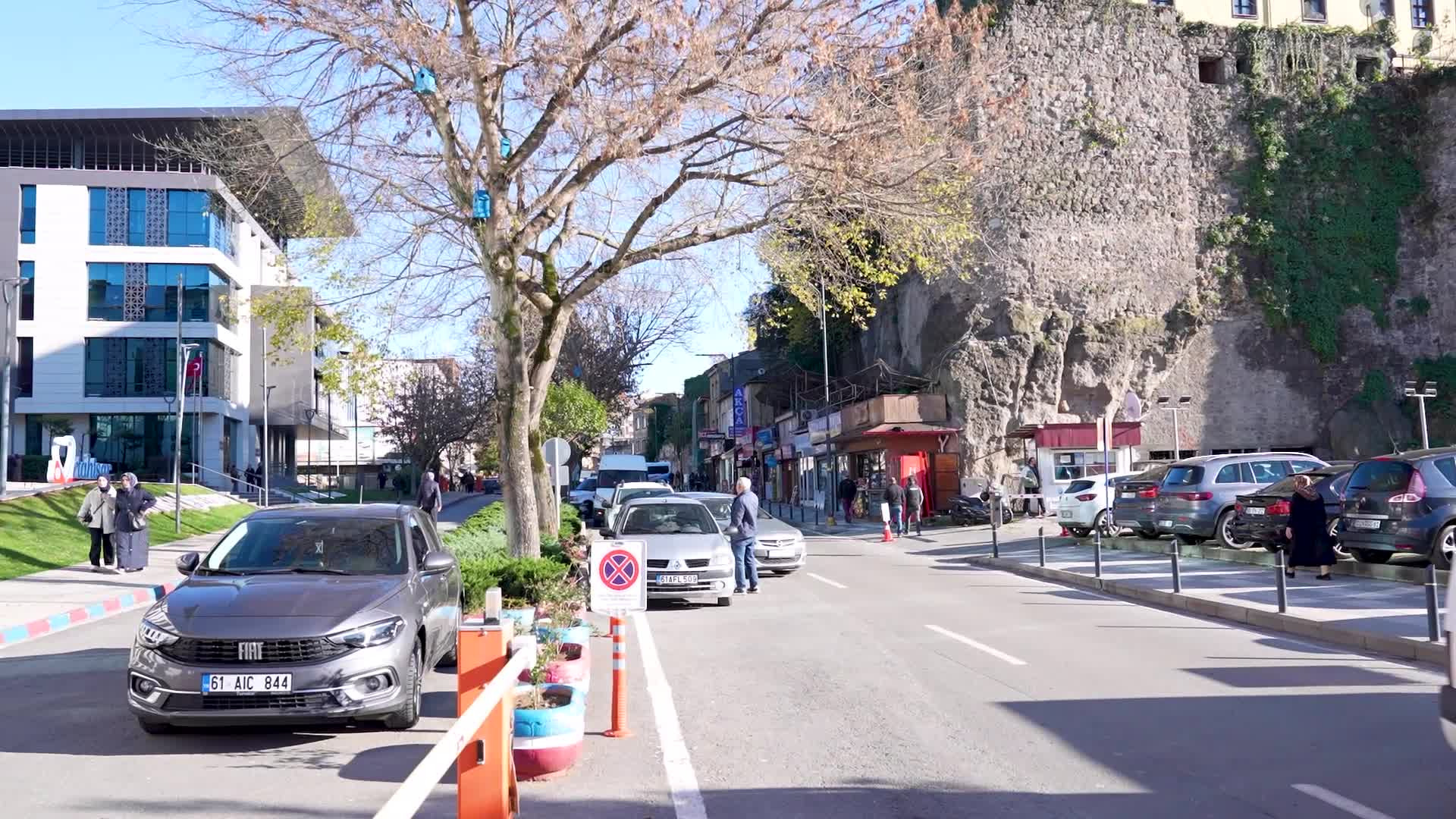Ortahisar Belediyesi, engelli araç şarj istasyonu kurdu