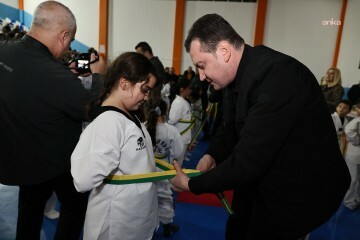 Belediye Başkanı Balcıoğlu, Silivri Taekwondo Kulübü’nün düzenlediği kuşak törenine katıldı