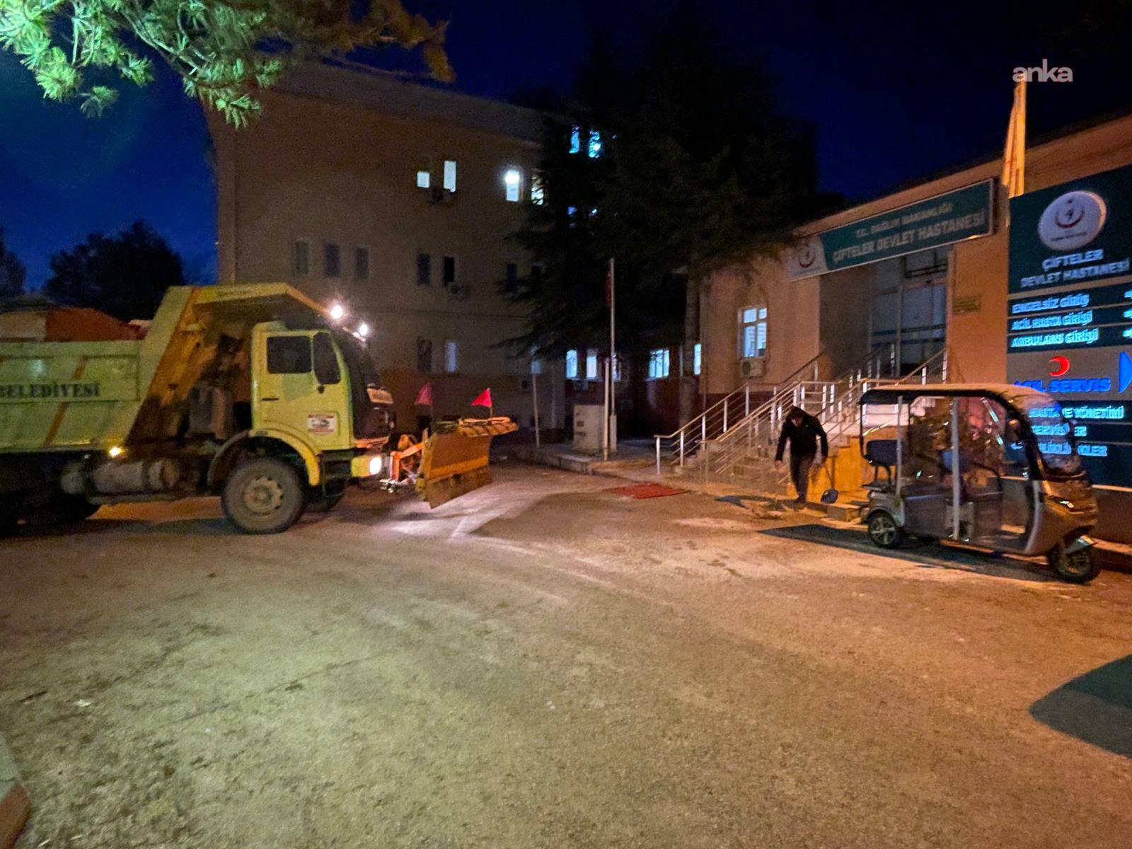 Eskişehir Büyükşehir Belediyesi, karla mücadele çalışmalarını sürdürüyor