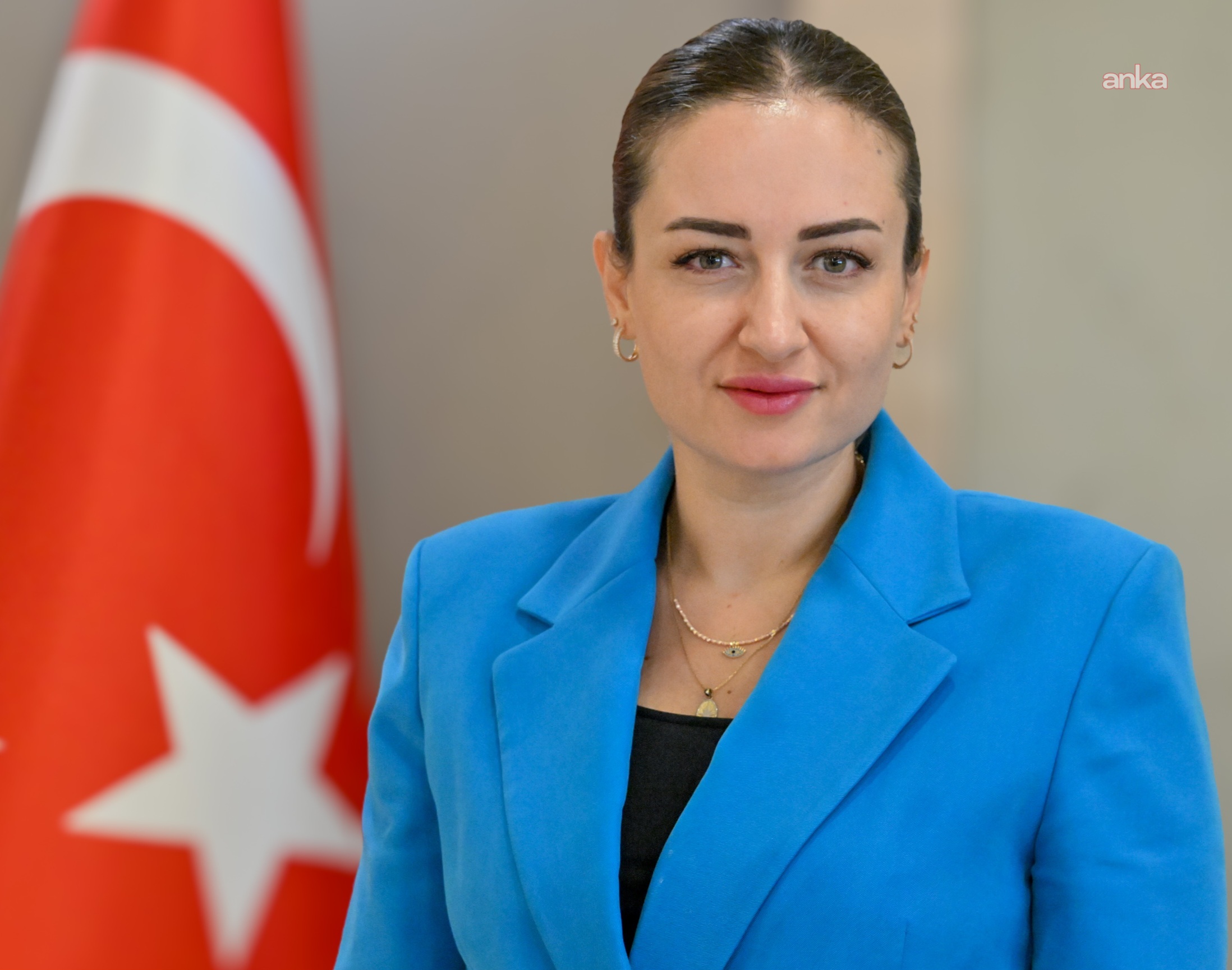 Antalya Büyükşehir Belediye Başkan Vekili Özdemir’den yeni yıl mesajı
