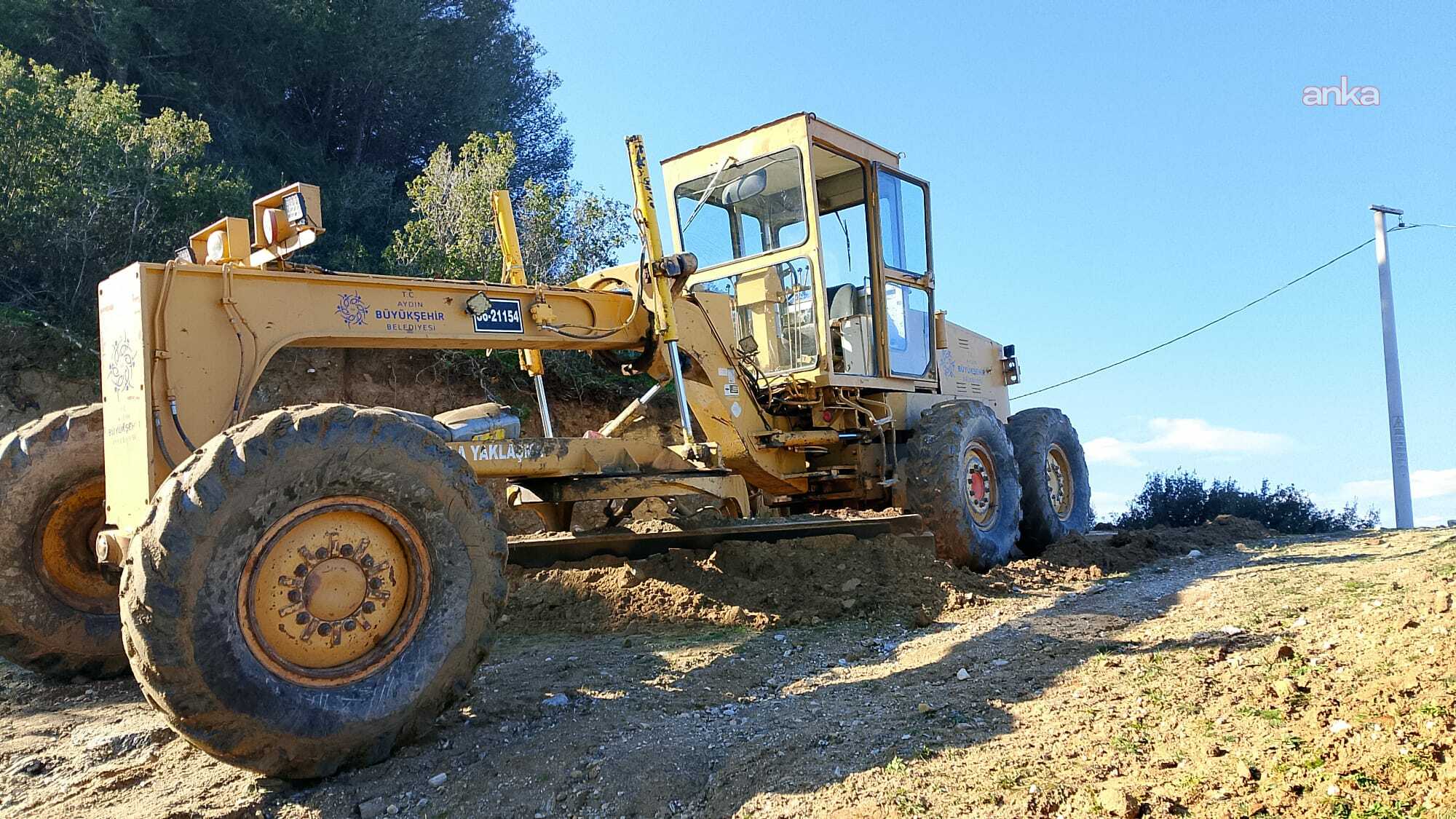 Aydın Büyükşehir Belediyesi, kent genelinde başlattığı çalışmalara devam ediyor