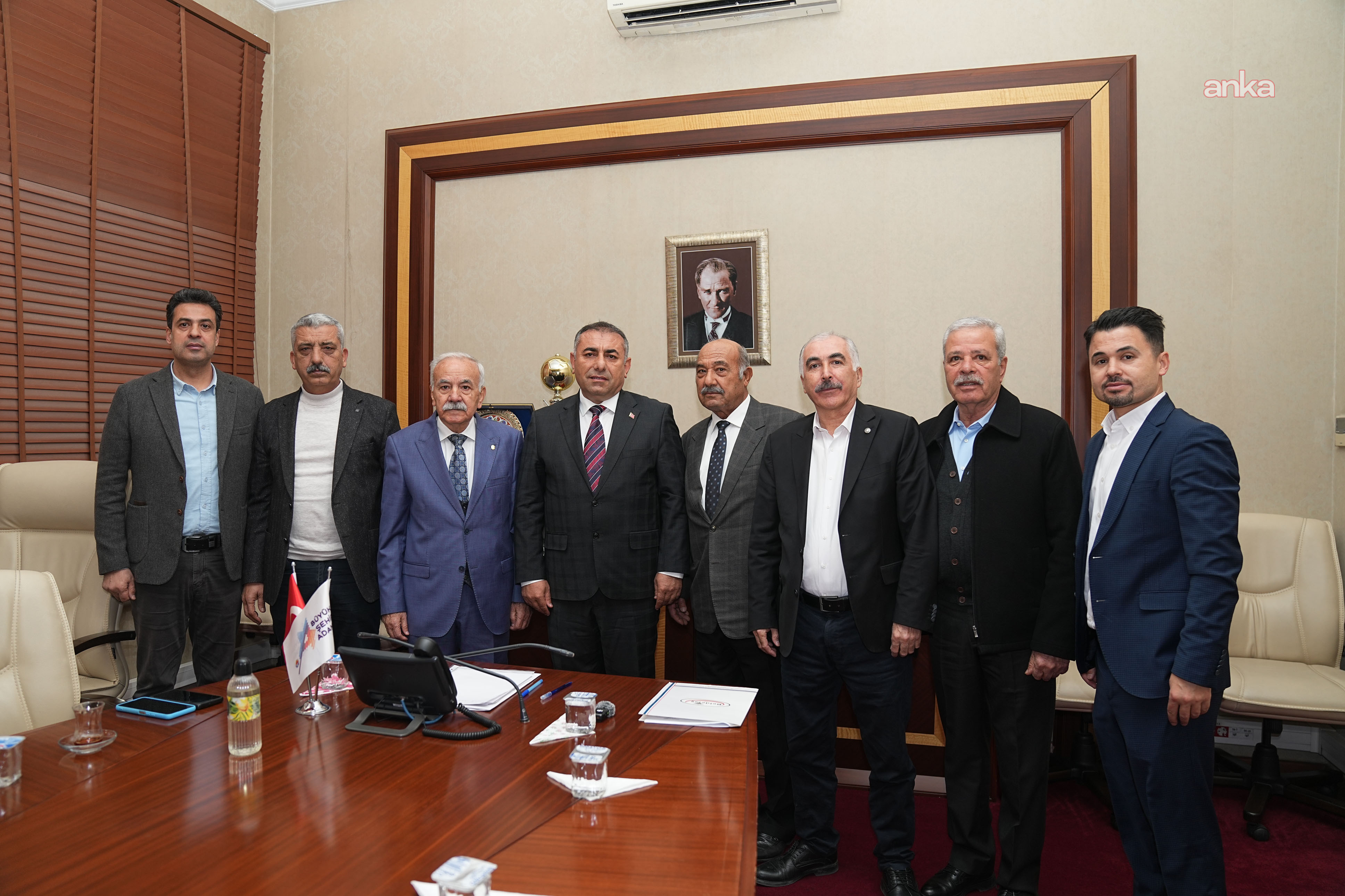 Adana Büyükşehir Belediyesi'nden toplu ulaşım esnafına yeni yıl öncesi promosyon desteği