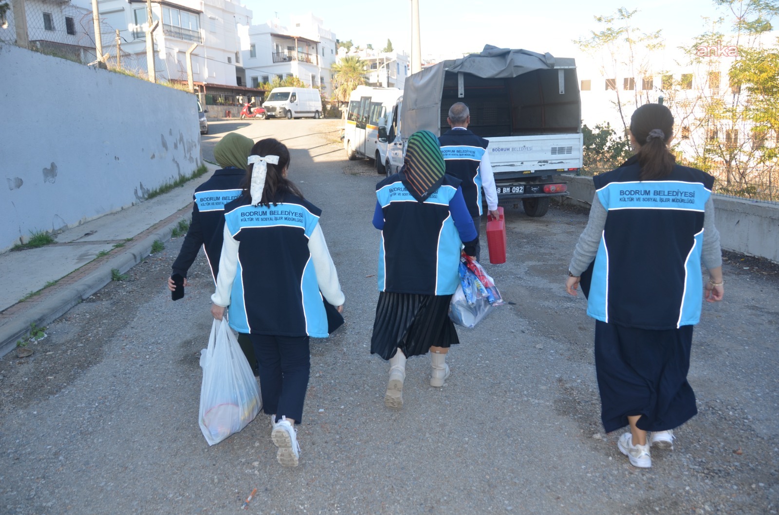 Bodrum Belediyesi'nden yeni yıl öncesi çocuklara oyuncak desteği