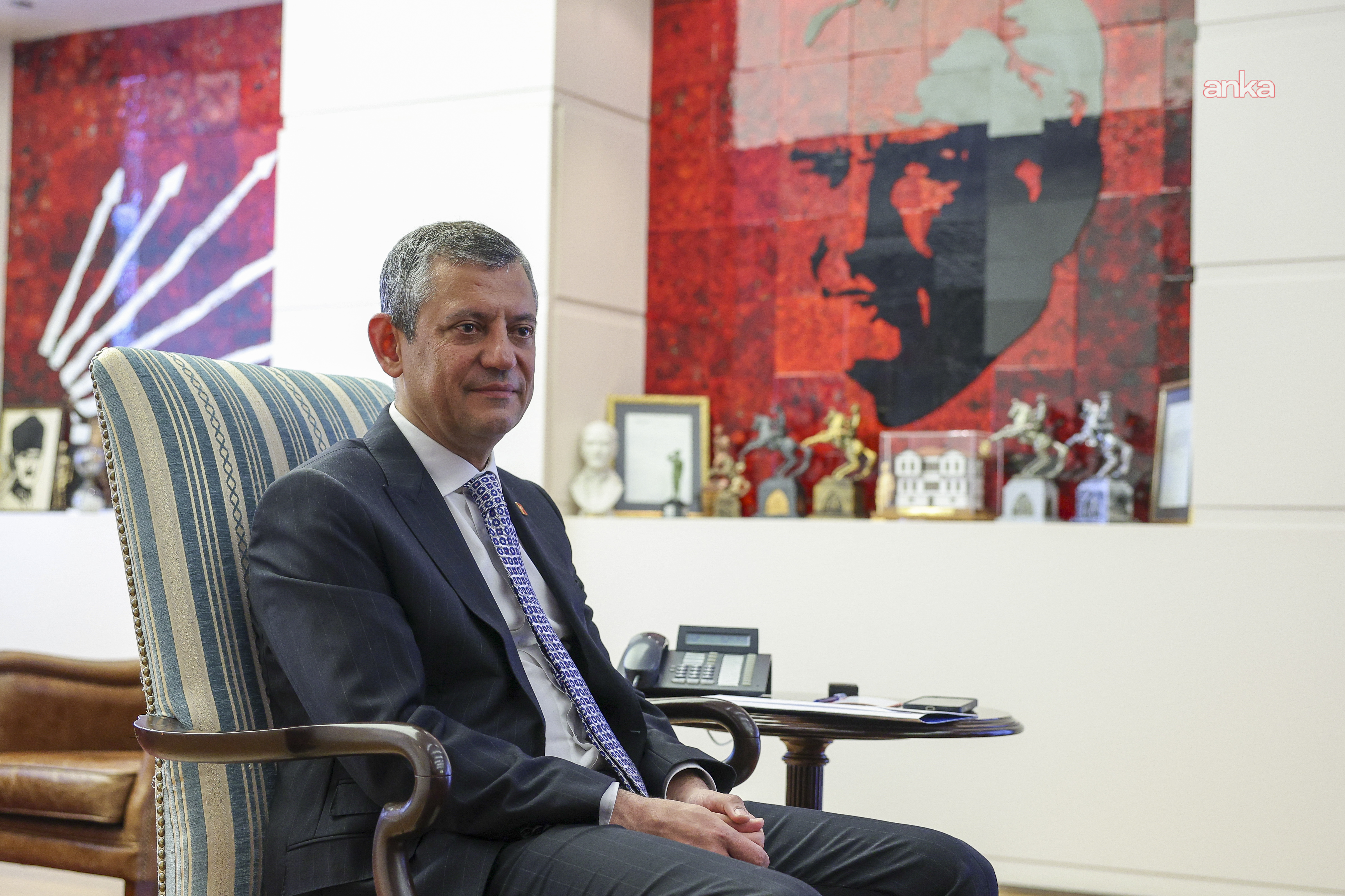 Özgür Özel, Meclis Başkanı Kurtulmuş ve siyasi parti genel başkanlarının yeni yılını kutladı