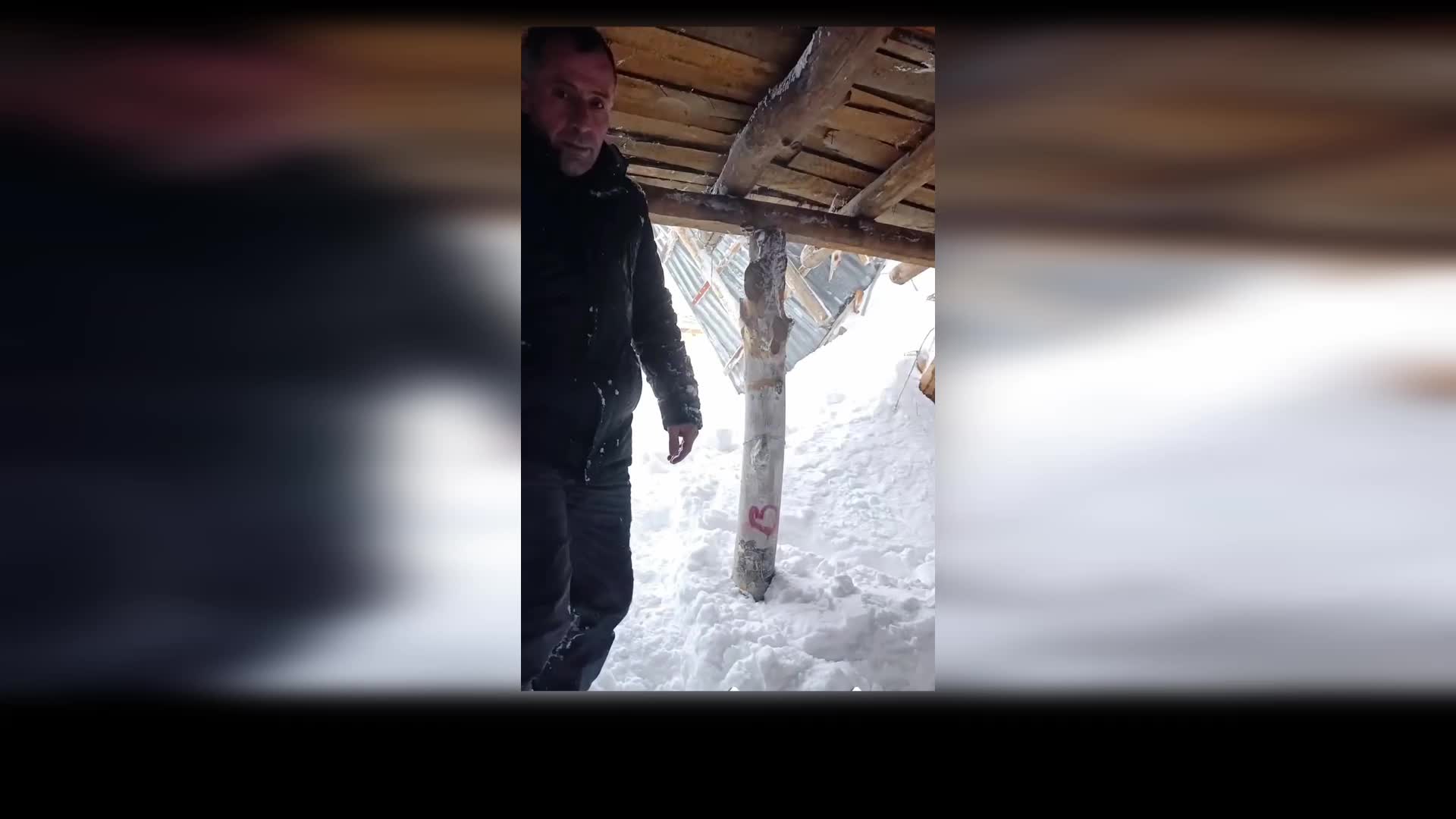 Van'da çığ düştü... Çığın altında kalan kadın için arama çalışmaları devam ediyor