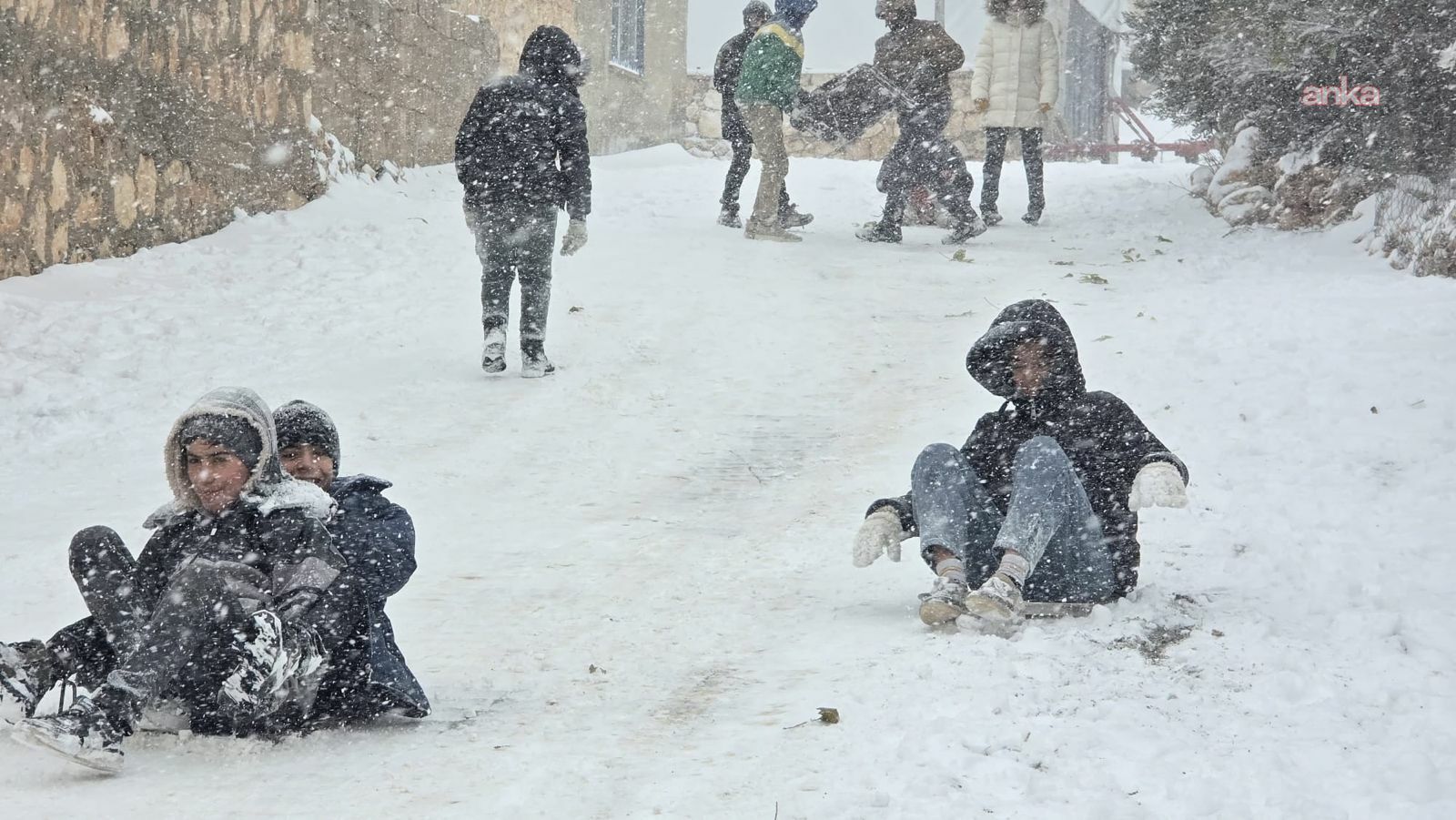 Adıyaman'da olumsuz hava koşulları nedeniyle okullar yarın tatil edildi
