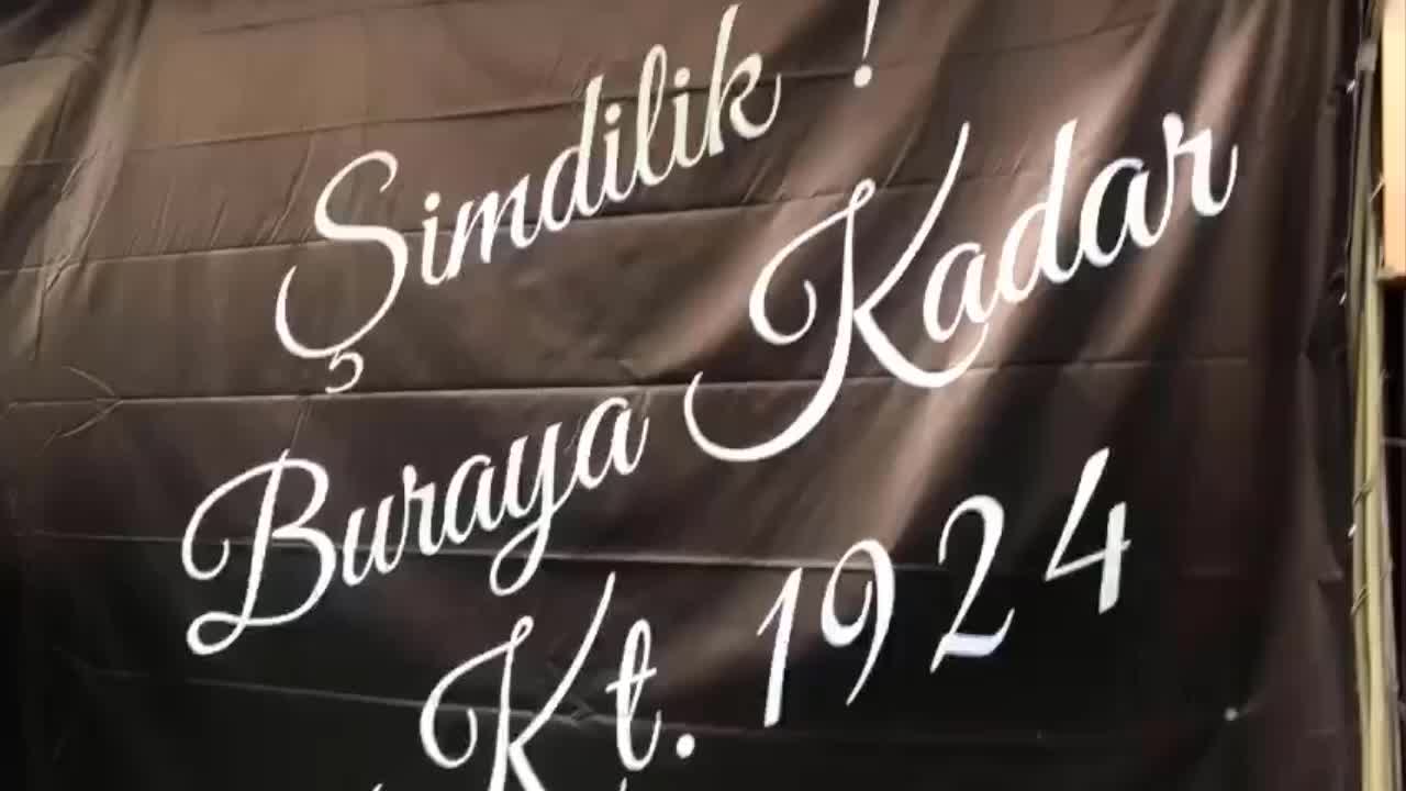 İKİNCİ DÜNYA SAVAŞI VE 1929 BUHRANI DAHİL PEK ÇOK KRİZİ ATLATTI AMA 2021'DE PES ETTİ: TRABZON'DA 97 YILLIK TARİHİ SELİM PASTANESİ KEPENKLERİNİ İNDİRDİ