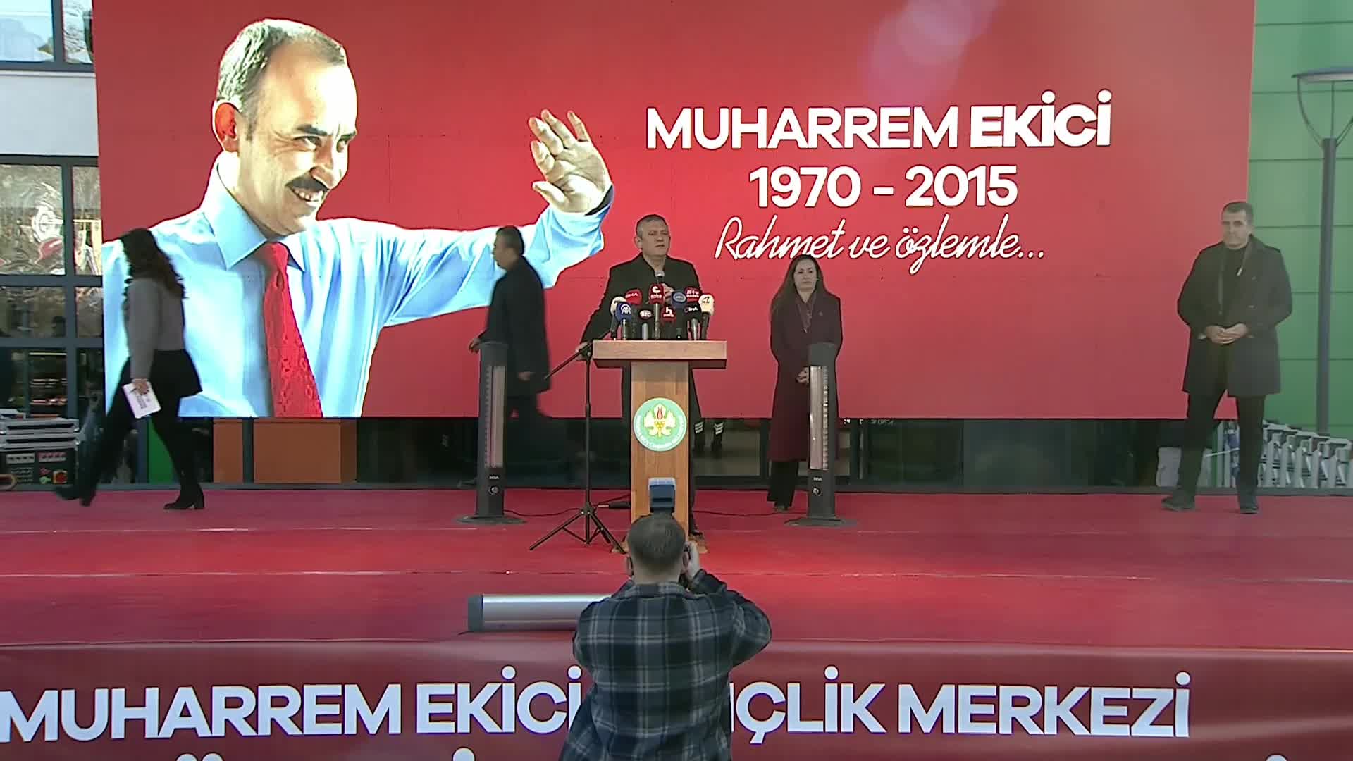 CHP Genel Başkanı Özel: "CHP iktidarında Türkiye’de de kutuplaşma bitecek, kucaklaşma başlayacak”