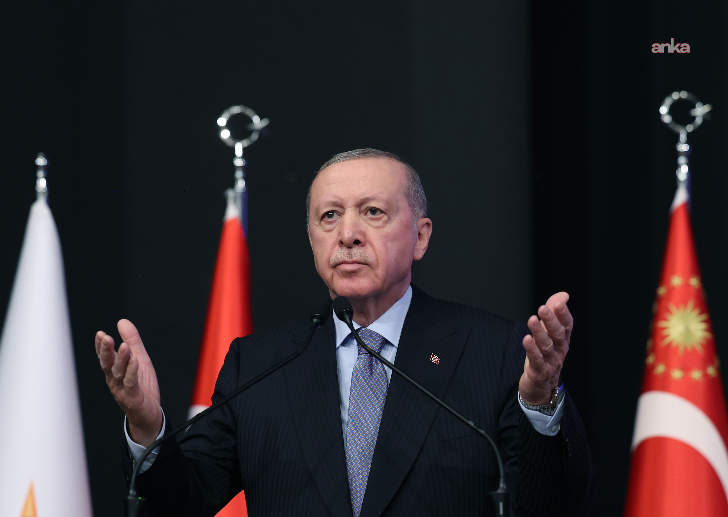 Erdoğan: AK Parti olarak üye sayımızı son dönemde 664 bin 568 artırdık, teşkilatımızı yürekten tebrik ediyorum