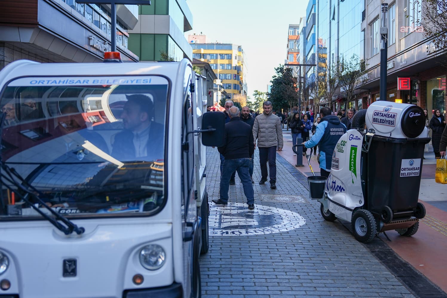 Ortahisar Belediyesi, 3 yeni vakumlu temizleme aracını bünyesine kattı