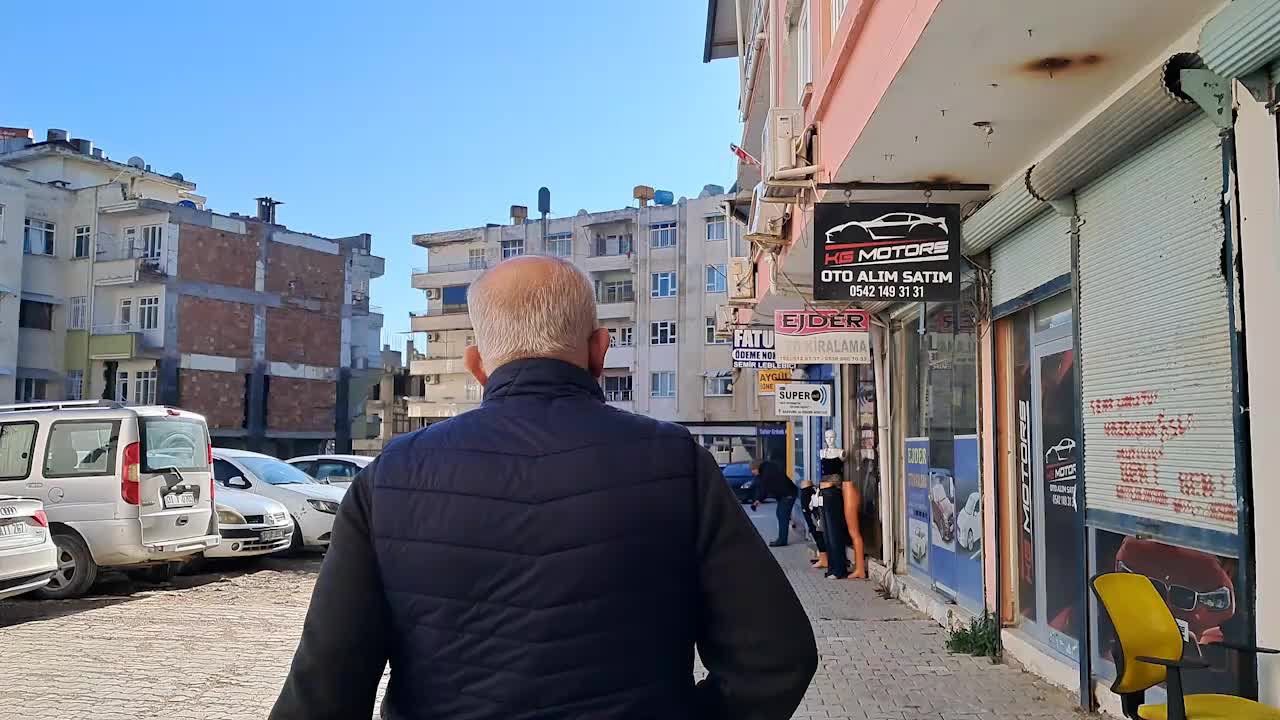 Samandağ’da elektrik kesintisi tepkisi: Esnaf iş yapamıyor, evler soğuk
