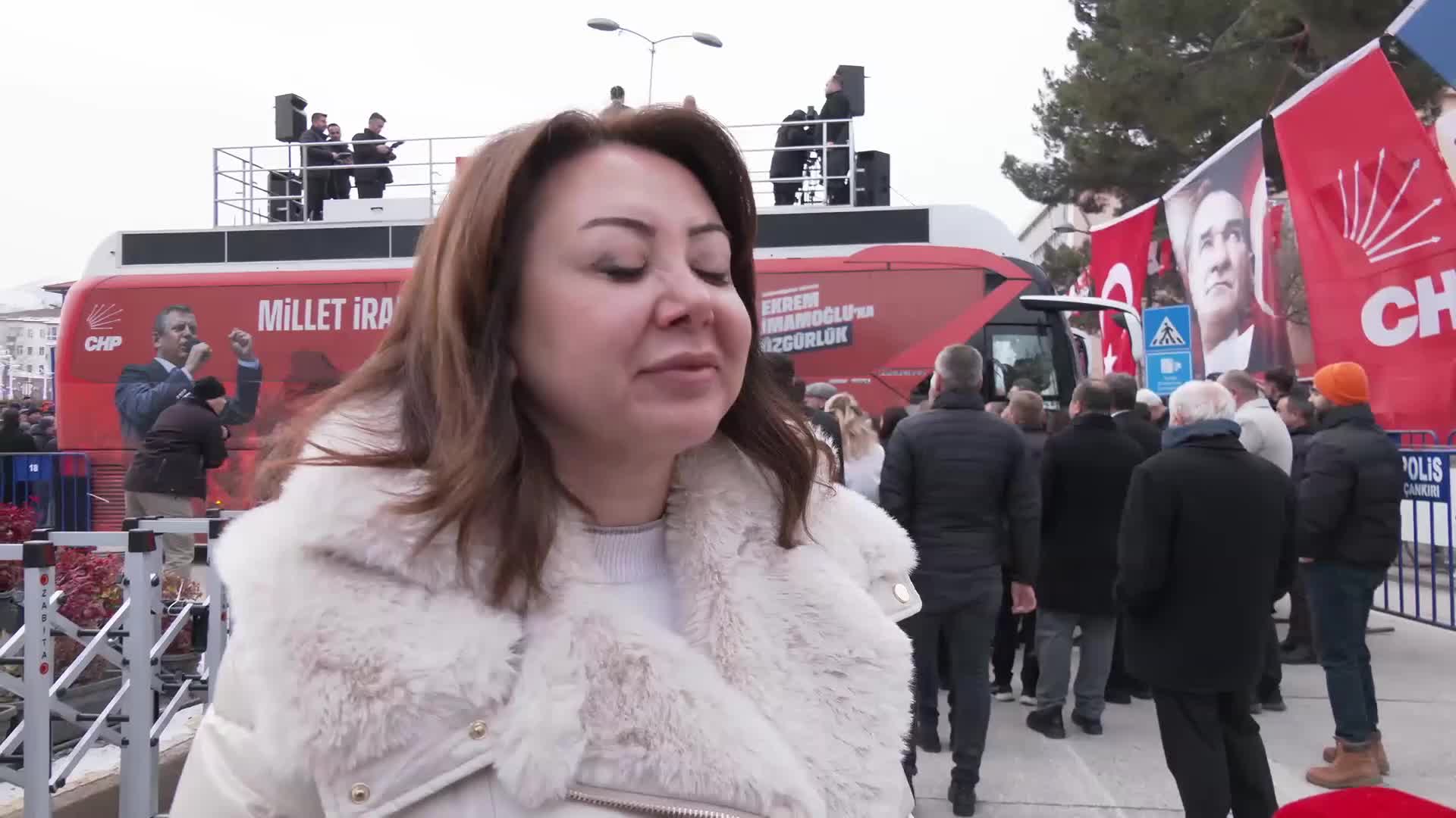 CHP'nin "Millet İradesine Sahip Çıkıyor" mitingi... Gül Çiftci: "2026 yılının, partimiz için iktidar yılı olacağına inanıyoruz"