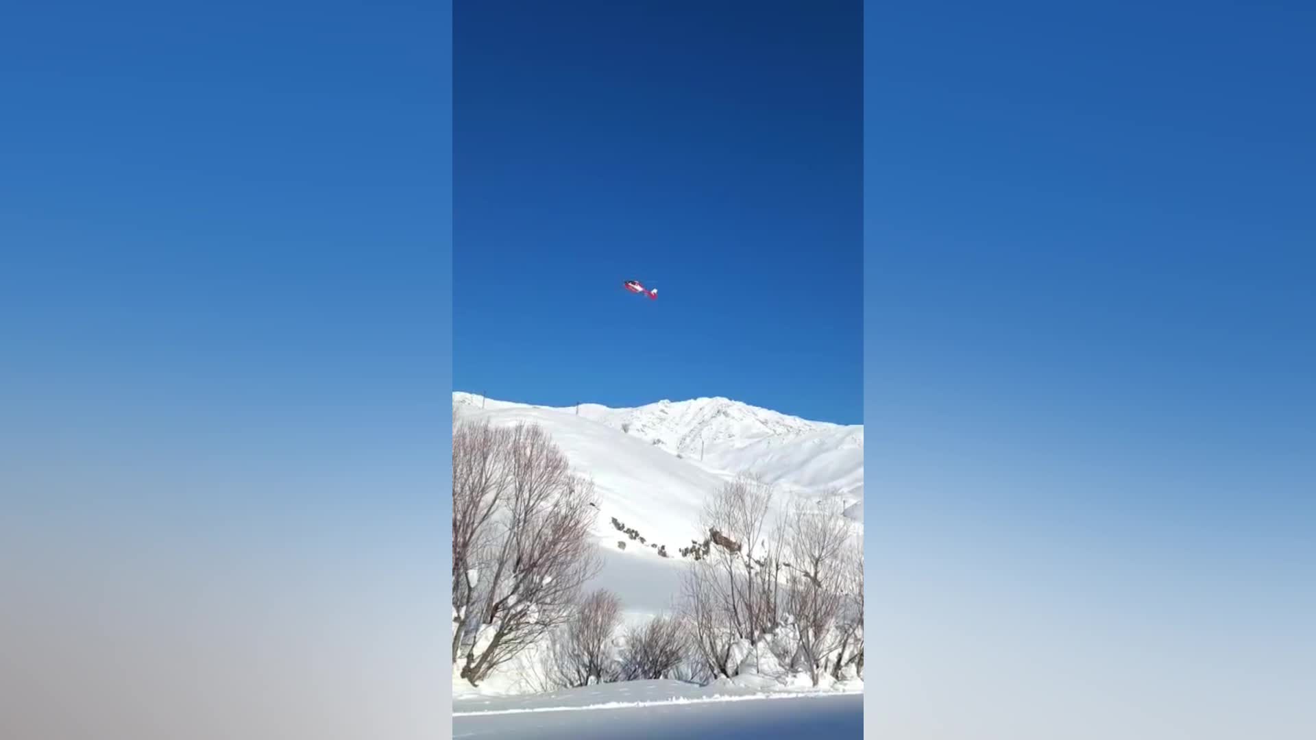 Hakkari’de helikopter ambulans 2 hasta için havalandı